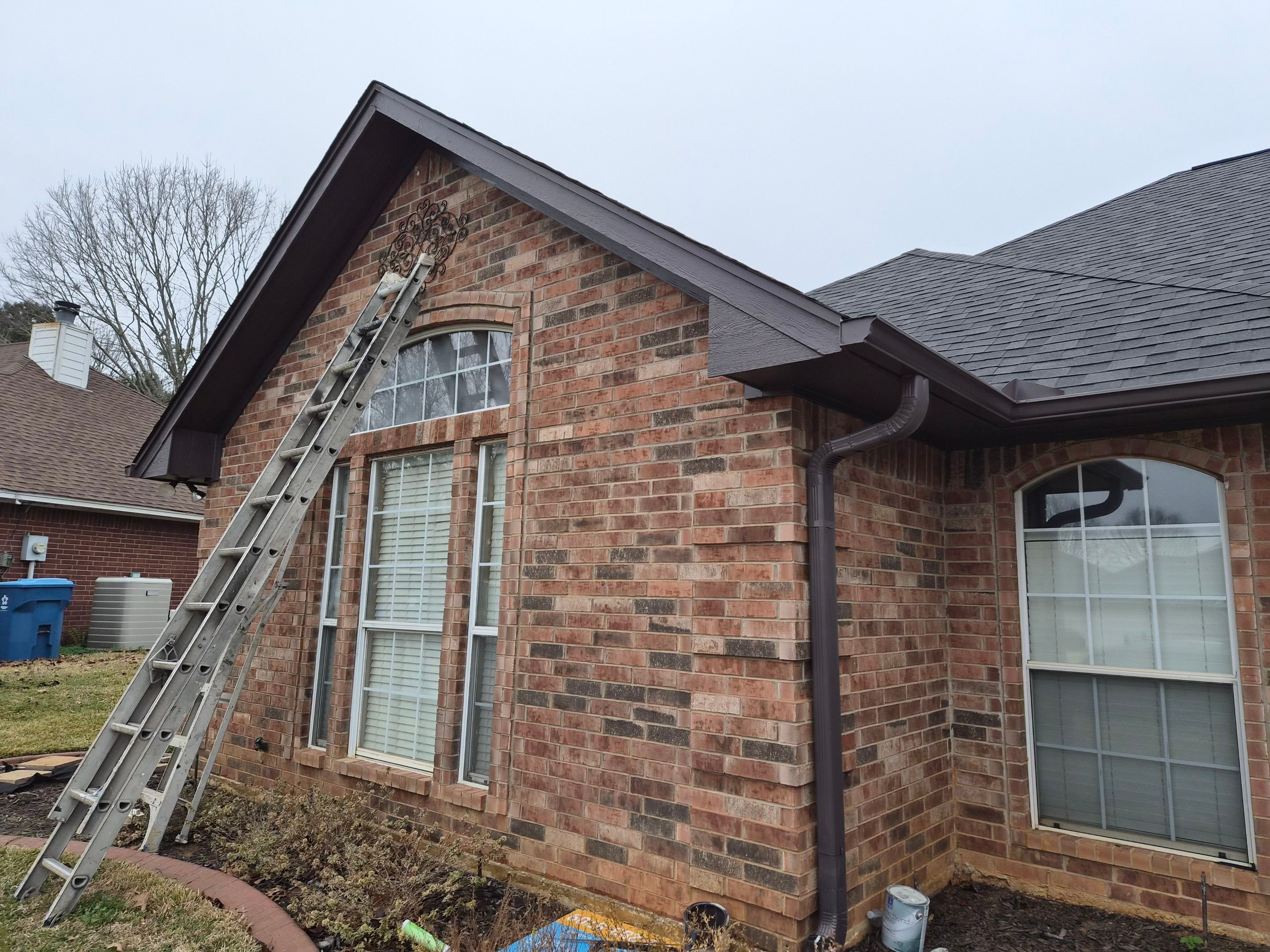 Refreshing the Exterior Paint in Whitehouse, TX by Quality Coats Painting