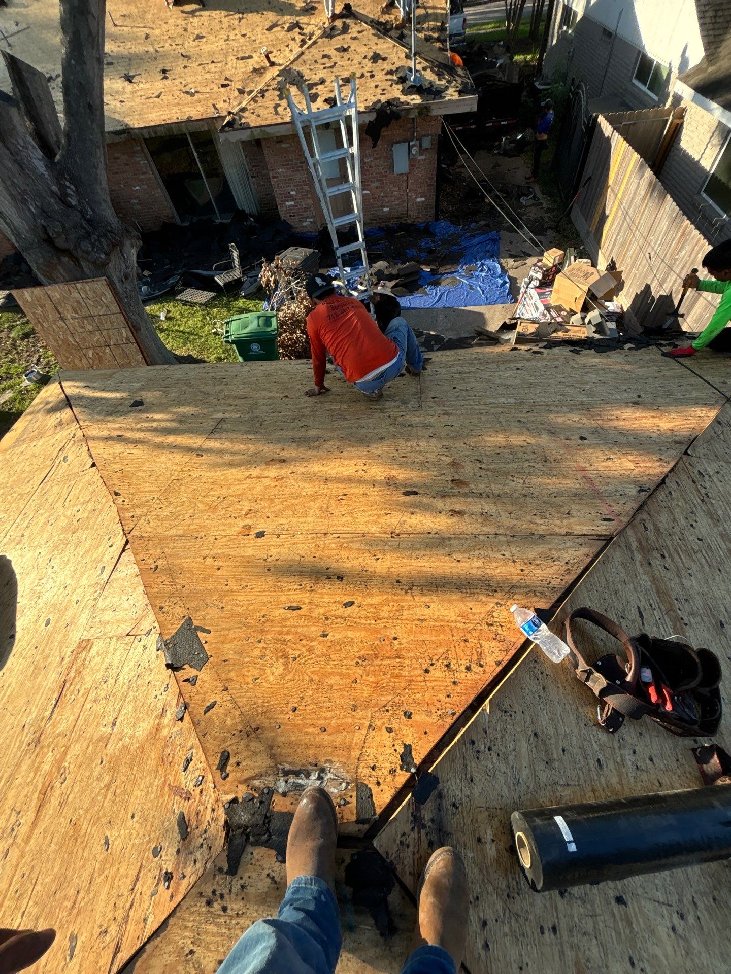 Residential Roofing Installation using Owen's Corning Duration (Lifetime) Shingles by Roof Repair Company