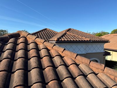 Barrel Tile Roof Cleaning – Artisan Lakes, Palmetto, FL
