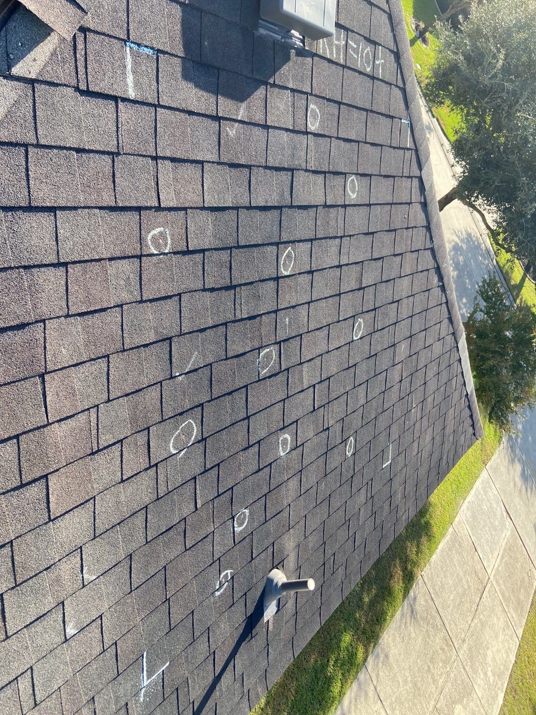 SureStart PLUS 4-STAR Warranty Fully covers materials, labor, tear-off and disposal expenses in years 1-50. by Roof Concepts Construction
