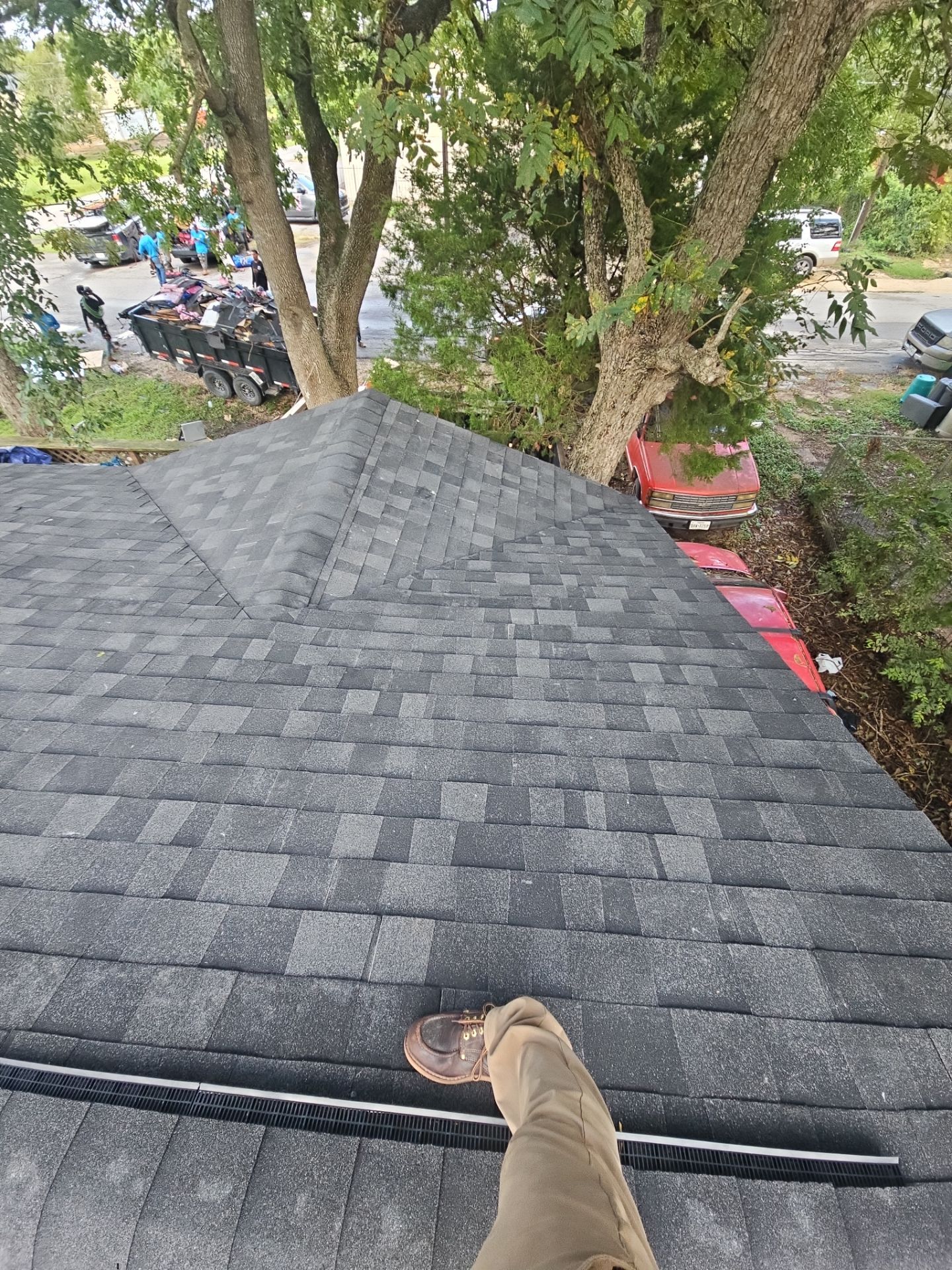 Residential Roofing Installation using Owen's Corning Duration (Lifetime) Shingles by Roof Repair Company