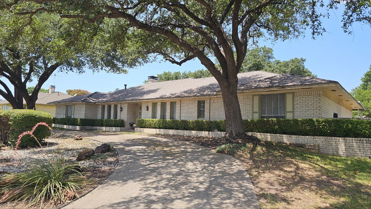 GAF Timberline HDZ in North Dallas by Bert Roofing Inc