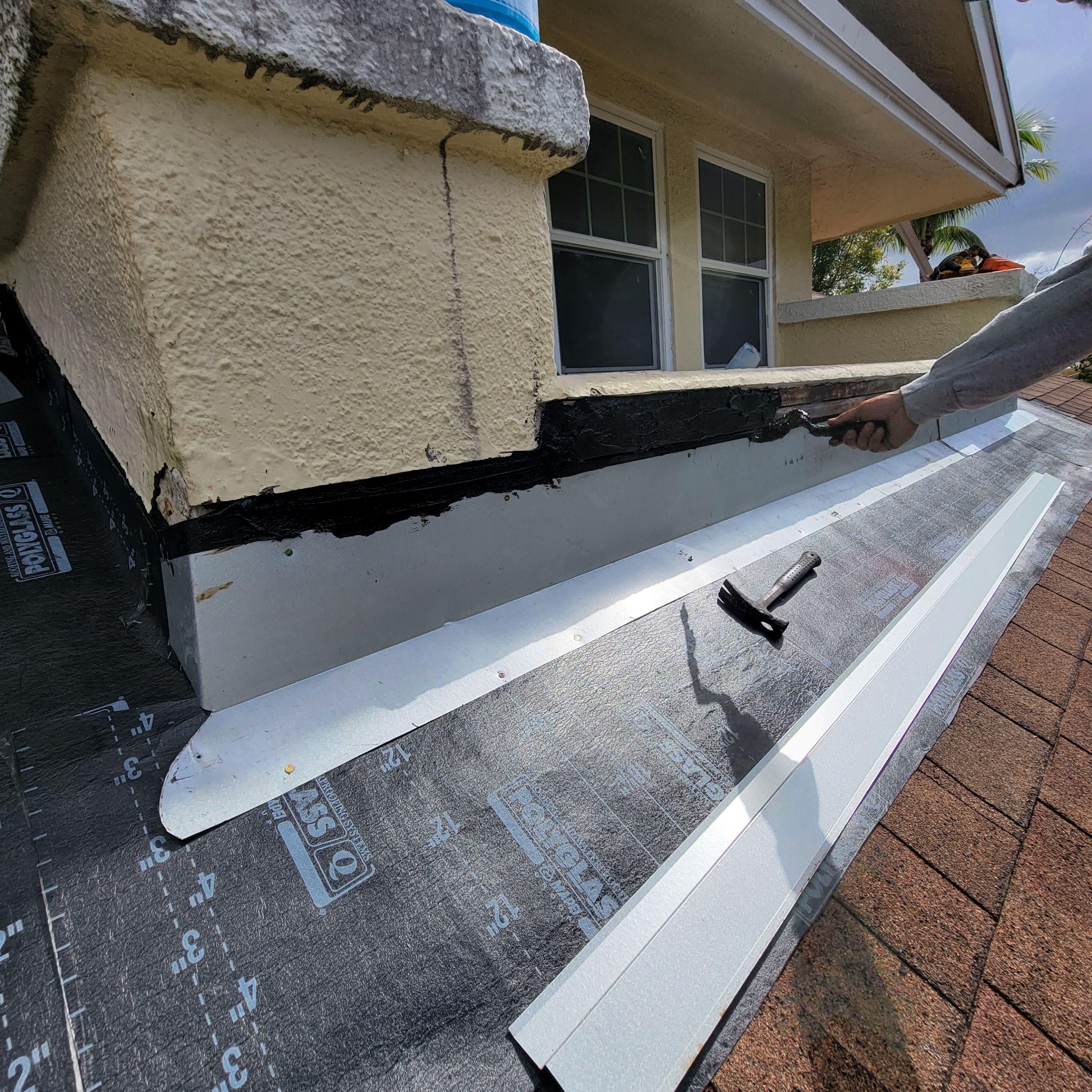 NE 5th Ave, Pompano Beach, FL by G&J Roofing 