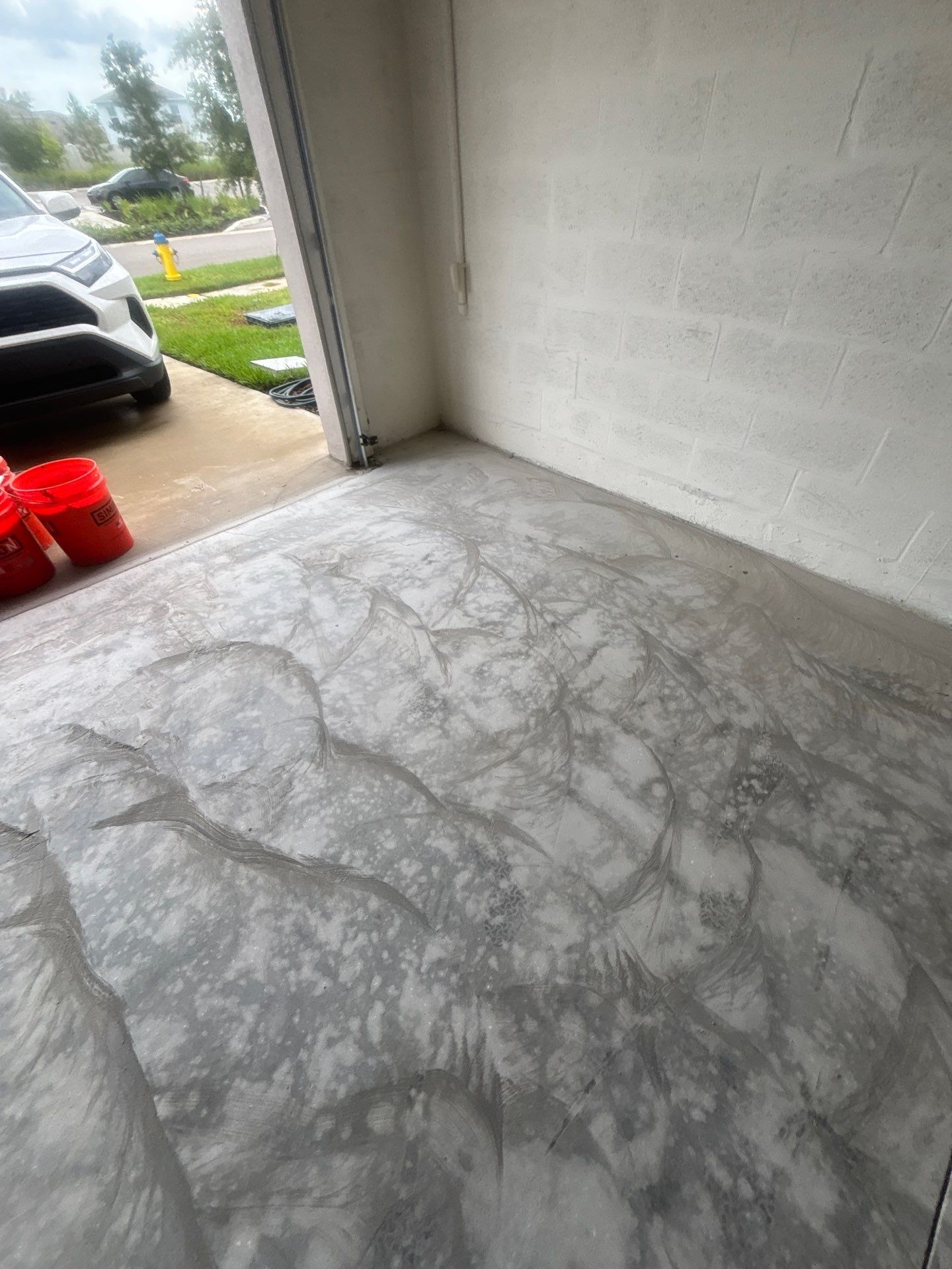 Flake Epoxy Garage Floor Coating System in Zephyrhills by Performance Floors & Coating