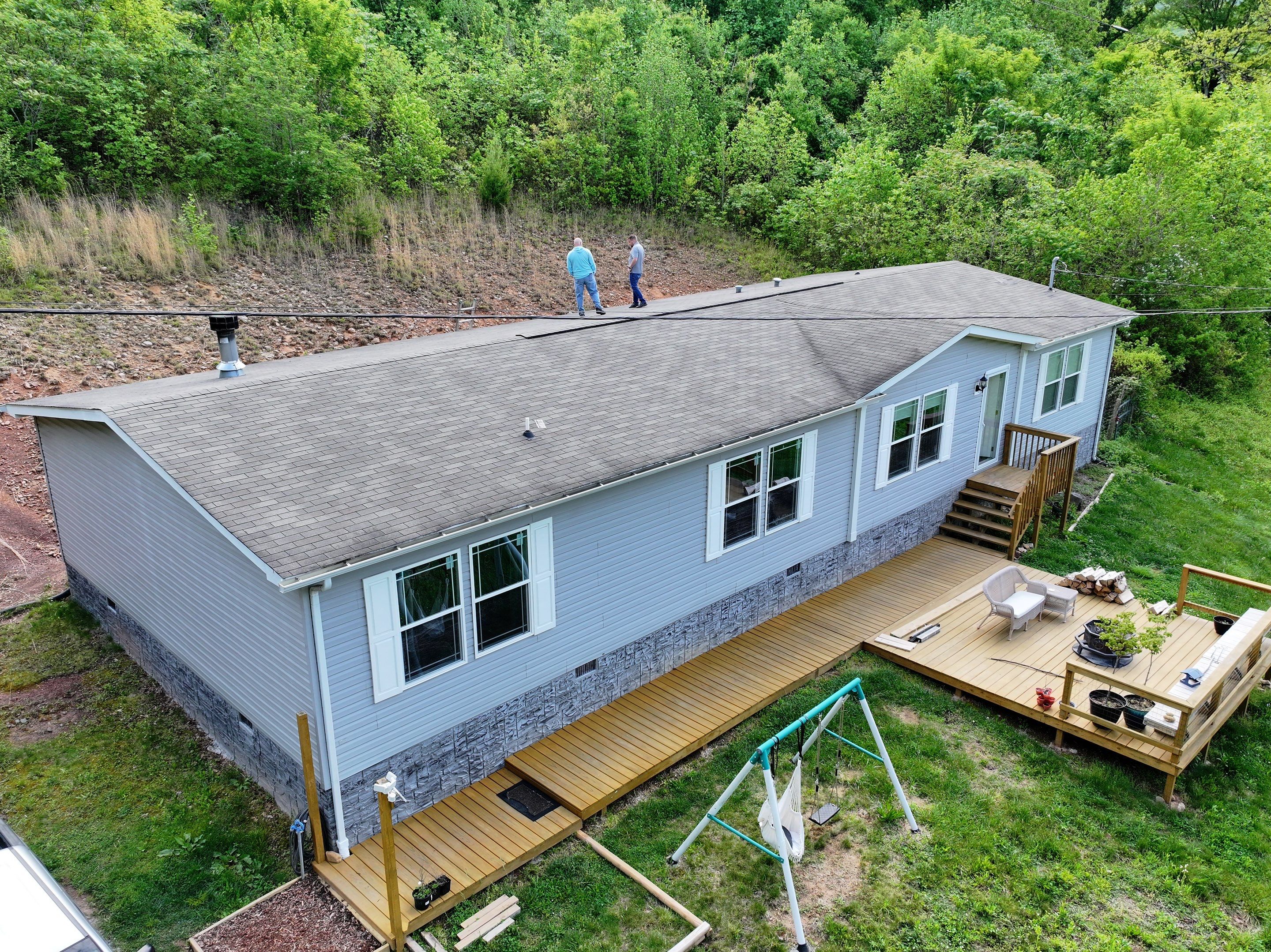 Geyer Residence by Omnia Roofing