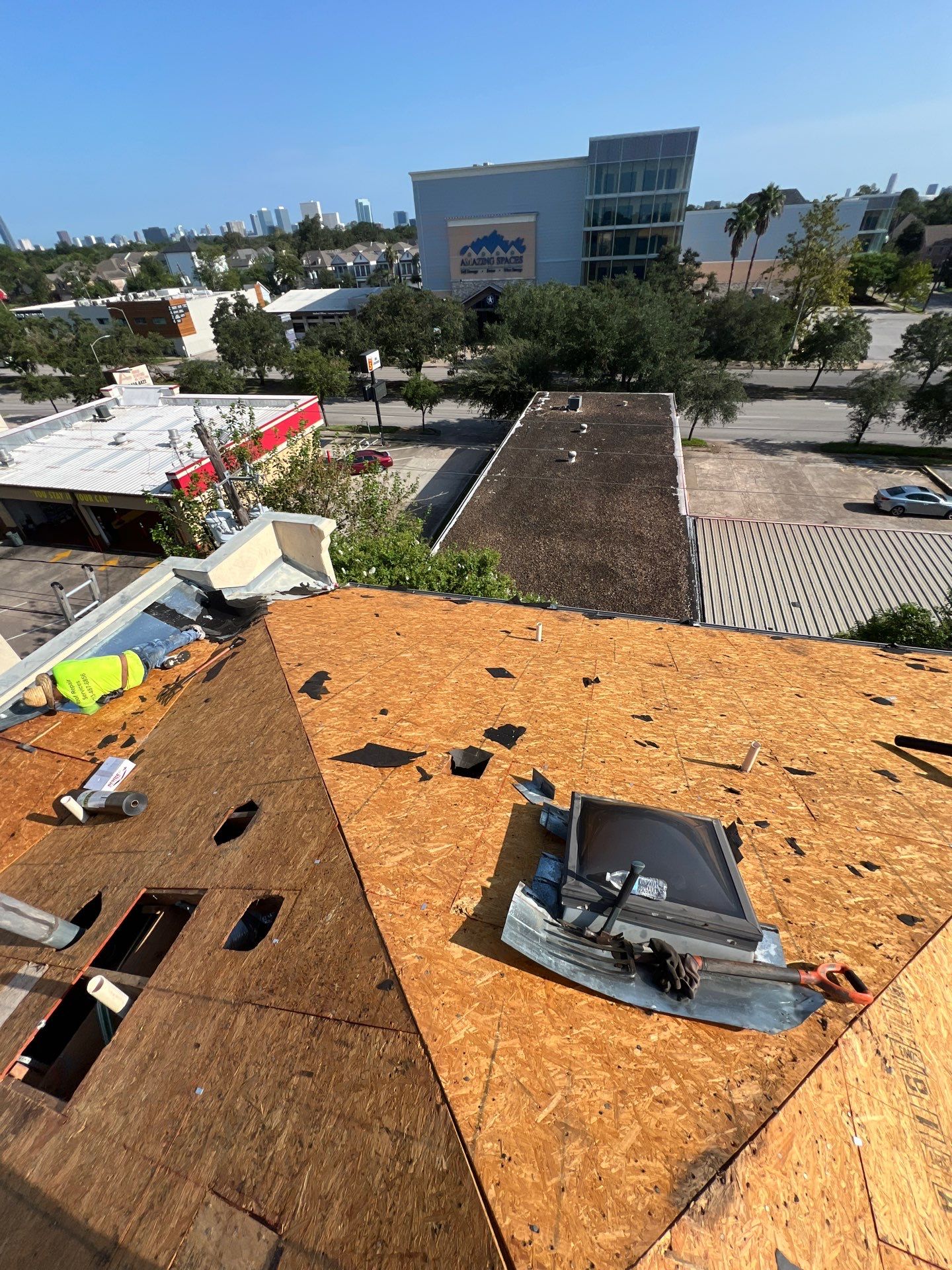 Residential Roofing Installation using Owen's Corning Duration (Lifetime) Shingles by Roof Repair Company