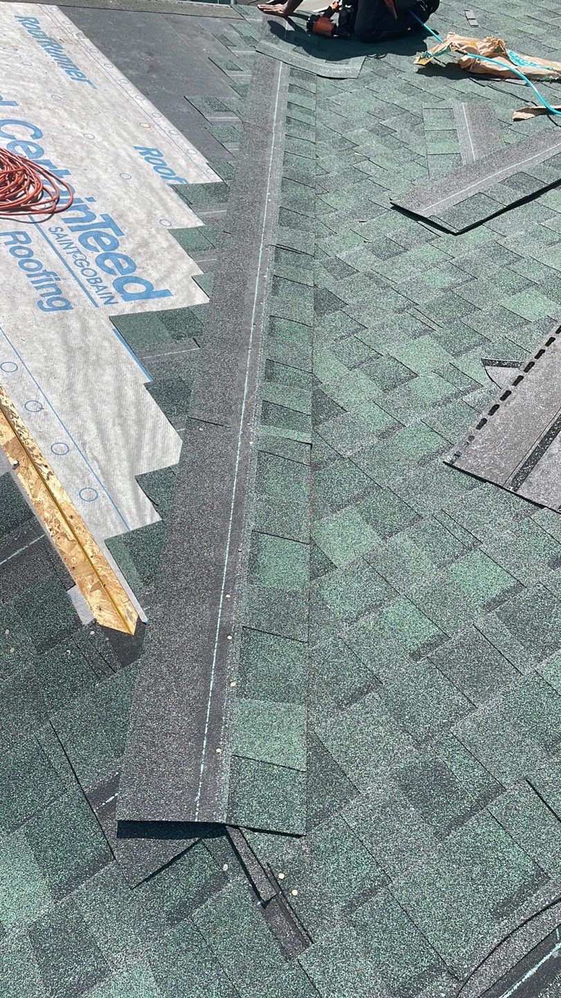 Roof Replacement using CertainTeed Landmark by 180 Contractors