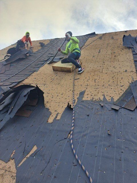  roof replacement using OC trudef duration roofing system by Nailed It Roofing & Remodeling LLC