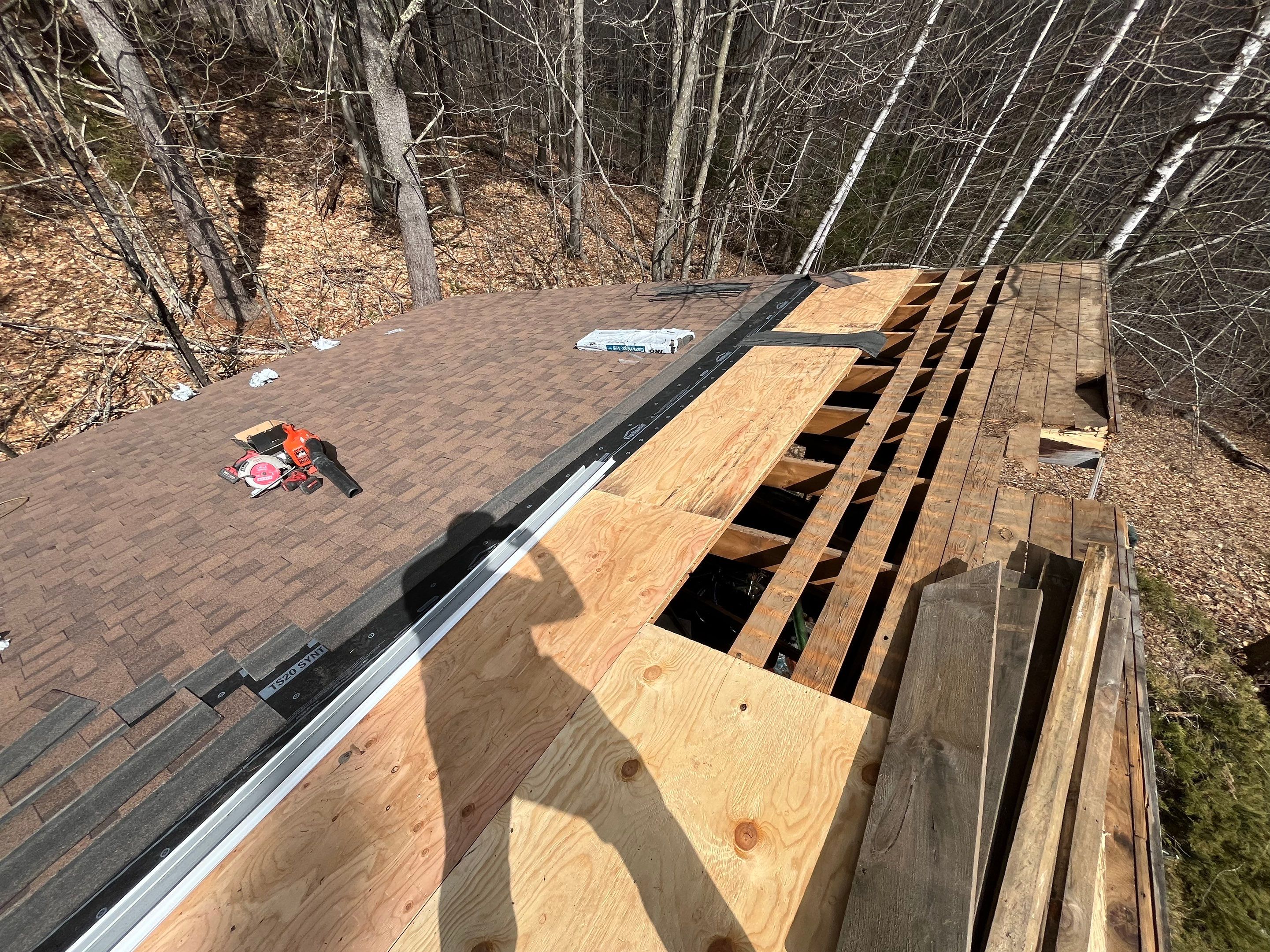 New Asphalt Roof in Alton New Hampshire by Tall pine roofing