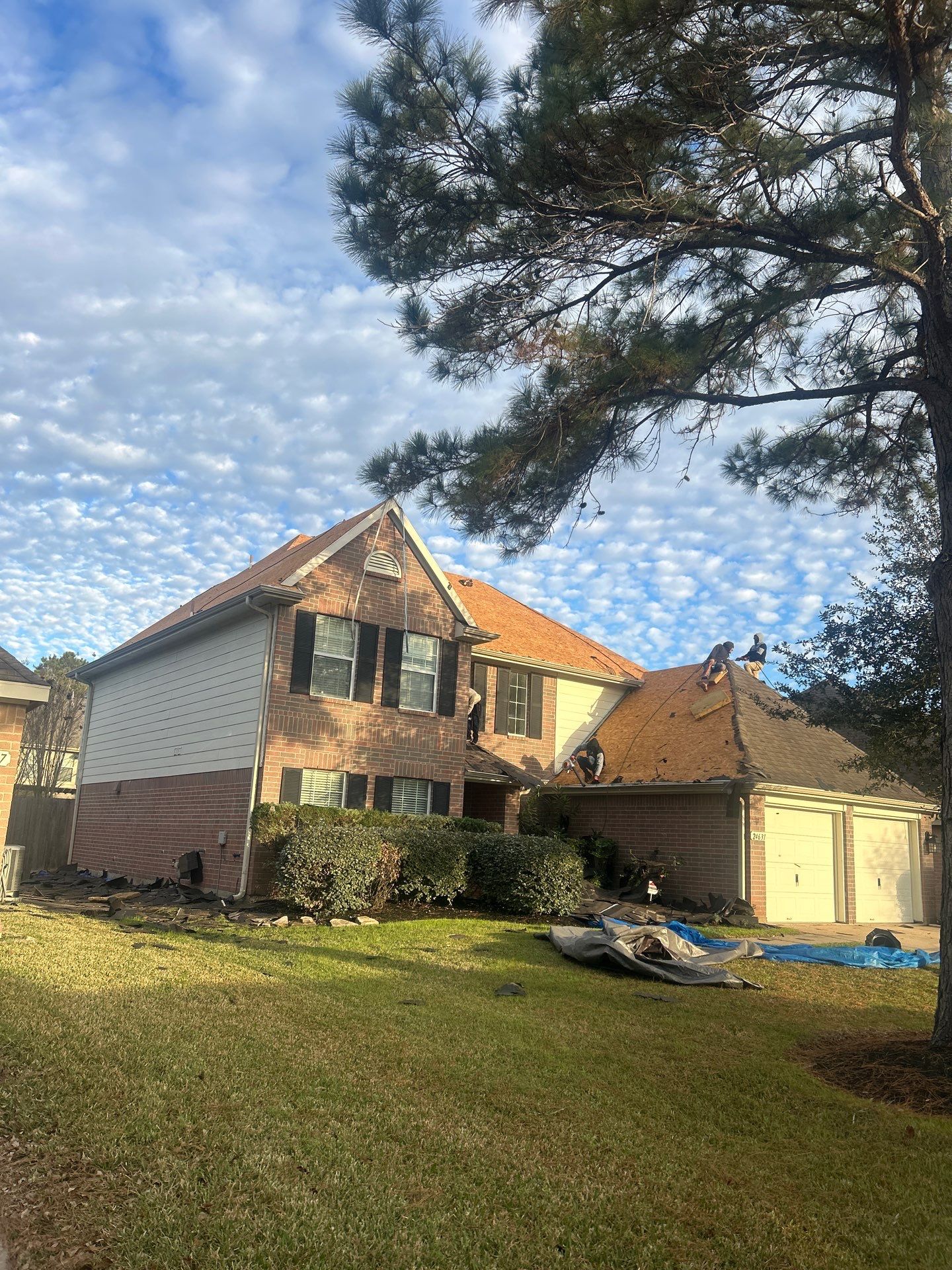 Roof Replacement in Falcon Ranch, Katy TX by Roof Repair Company