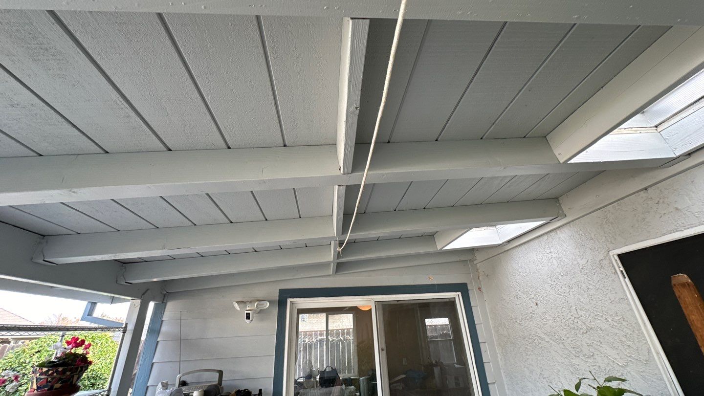 Single-ply roofing system on porch using TPO 60 mil by Straight Edge Roofing Inc