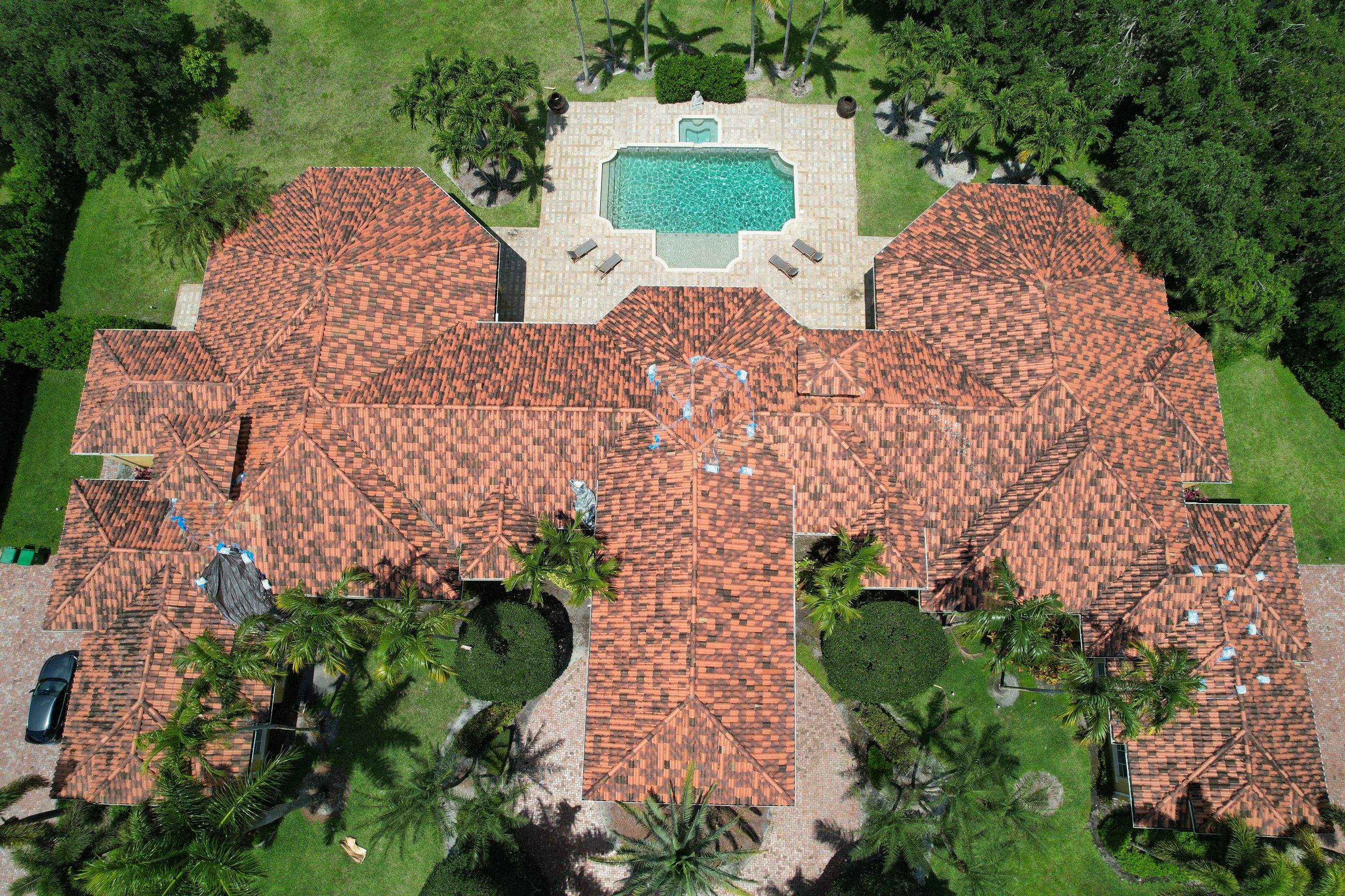 Metal Roof in Davie by Roofing Recovery