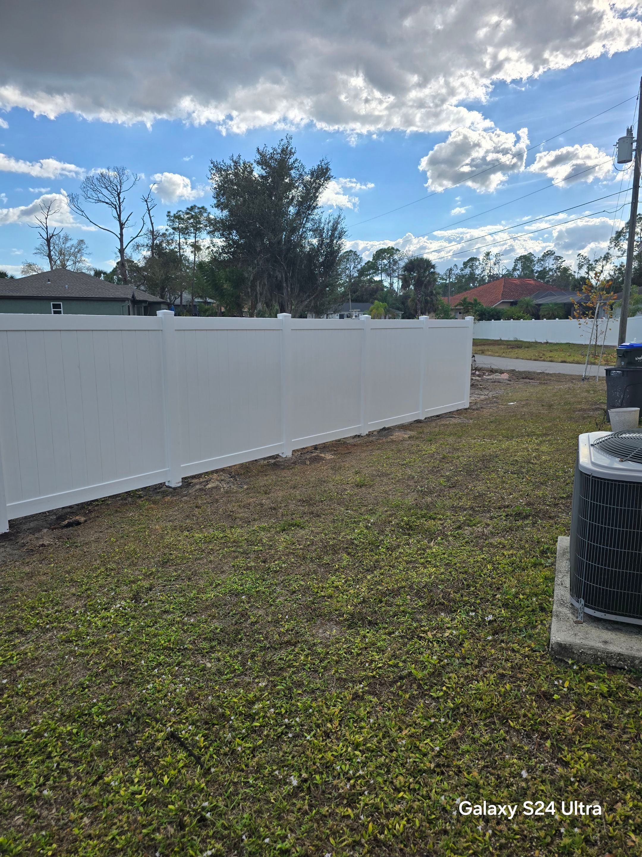 Vinyl Fence Install in North Port by True Fence LLC