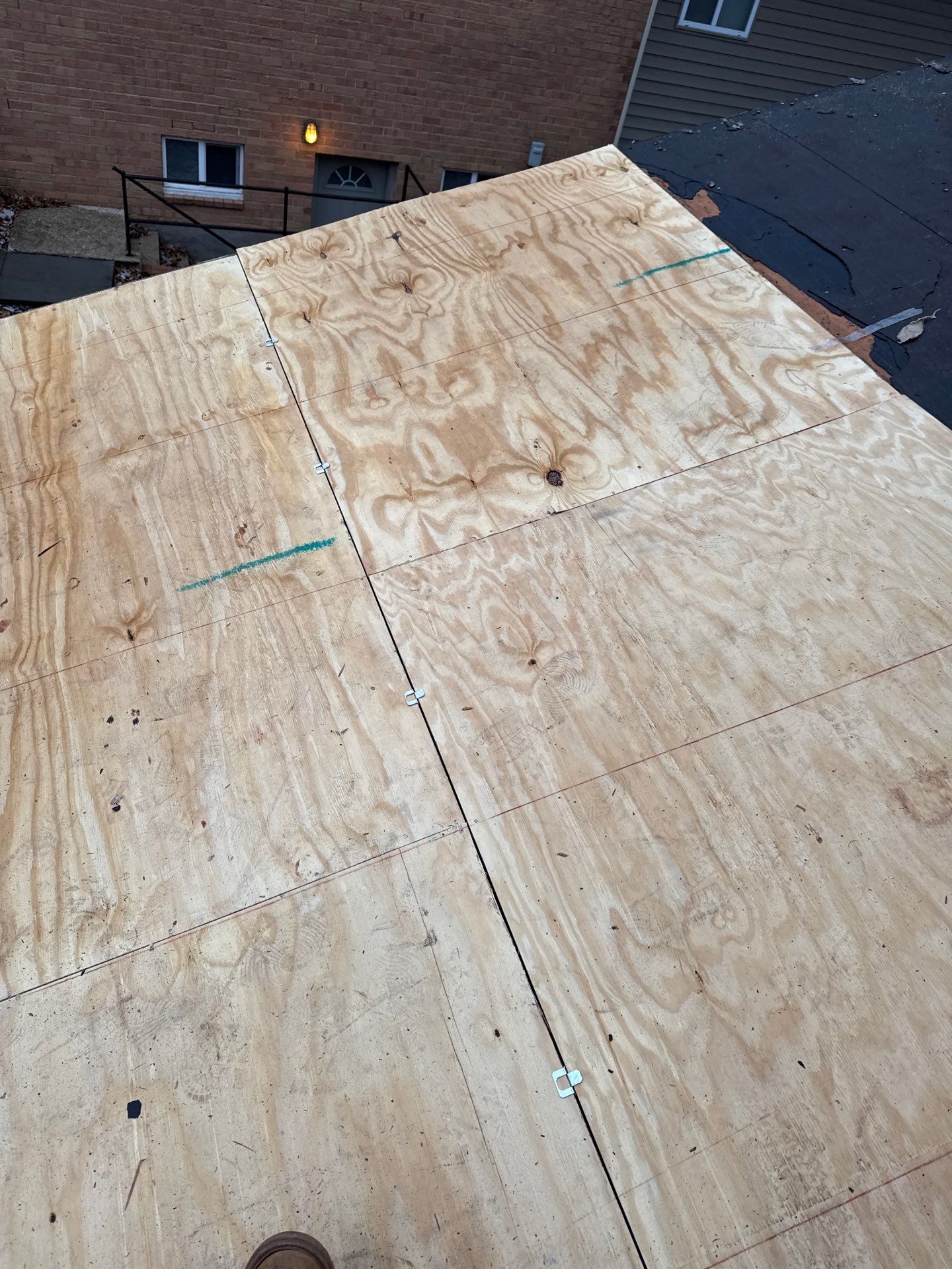 Springfield : Residential Roof Replacement with CertainTeed Landmark Pro in Max Moire Black  by RM Banning, Inc.