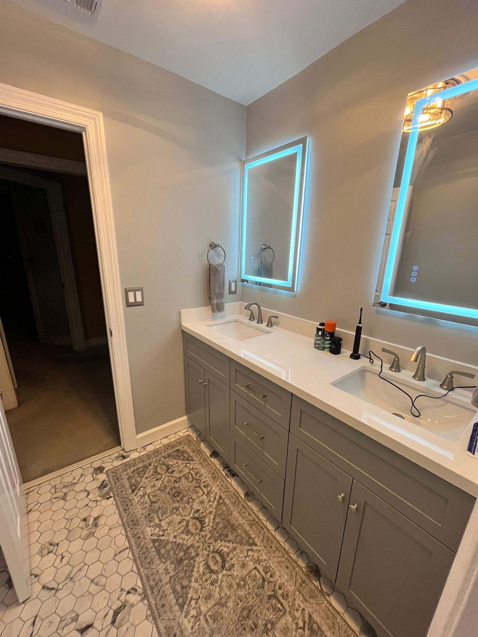 Hall bathroom renovation by Prudencio