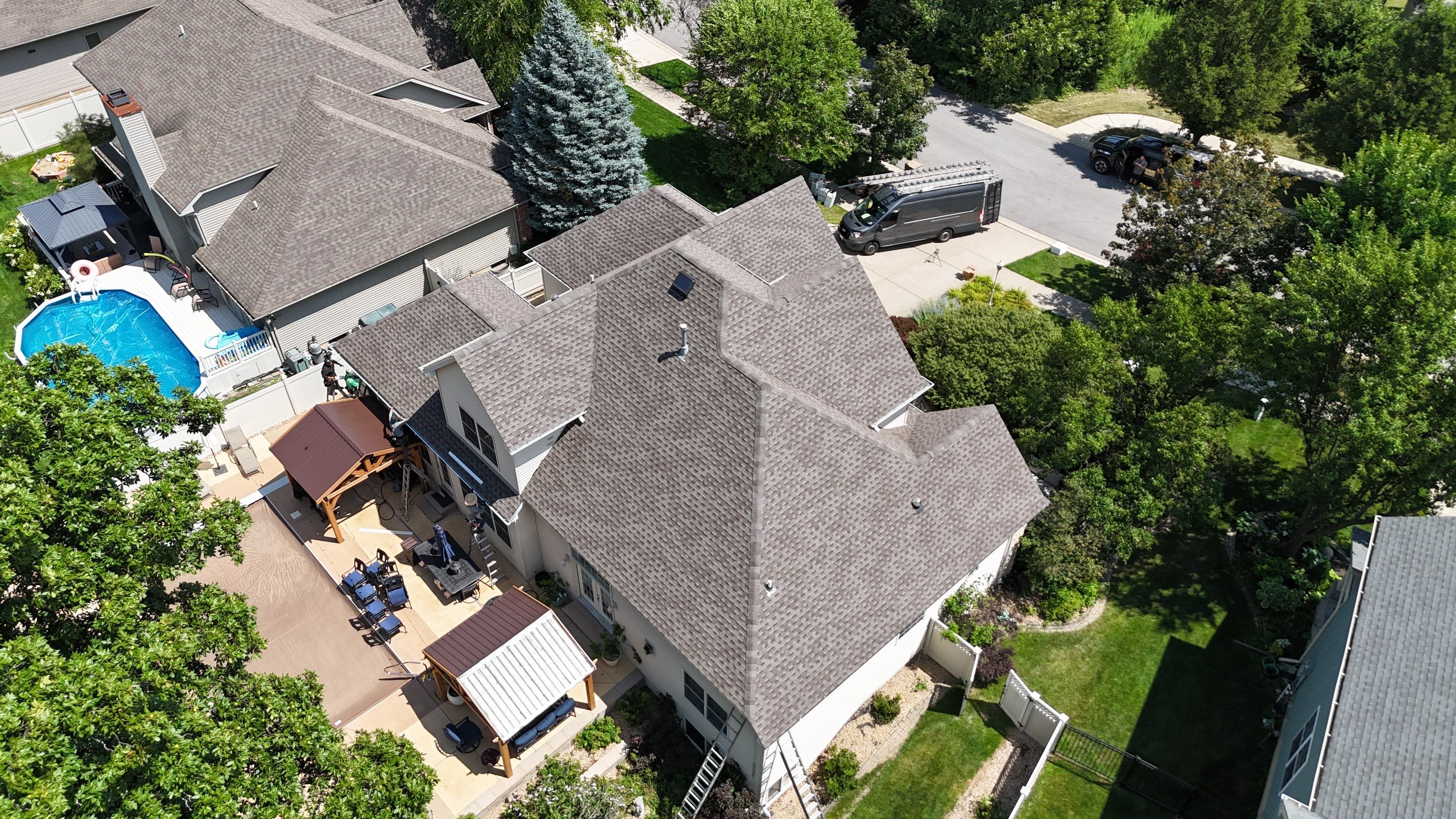 Roofing using GAF Weathered Wood by Optimal Home Improvement 