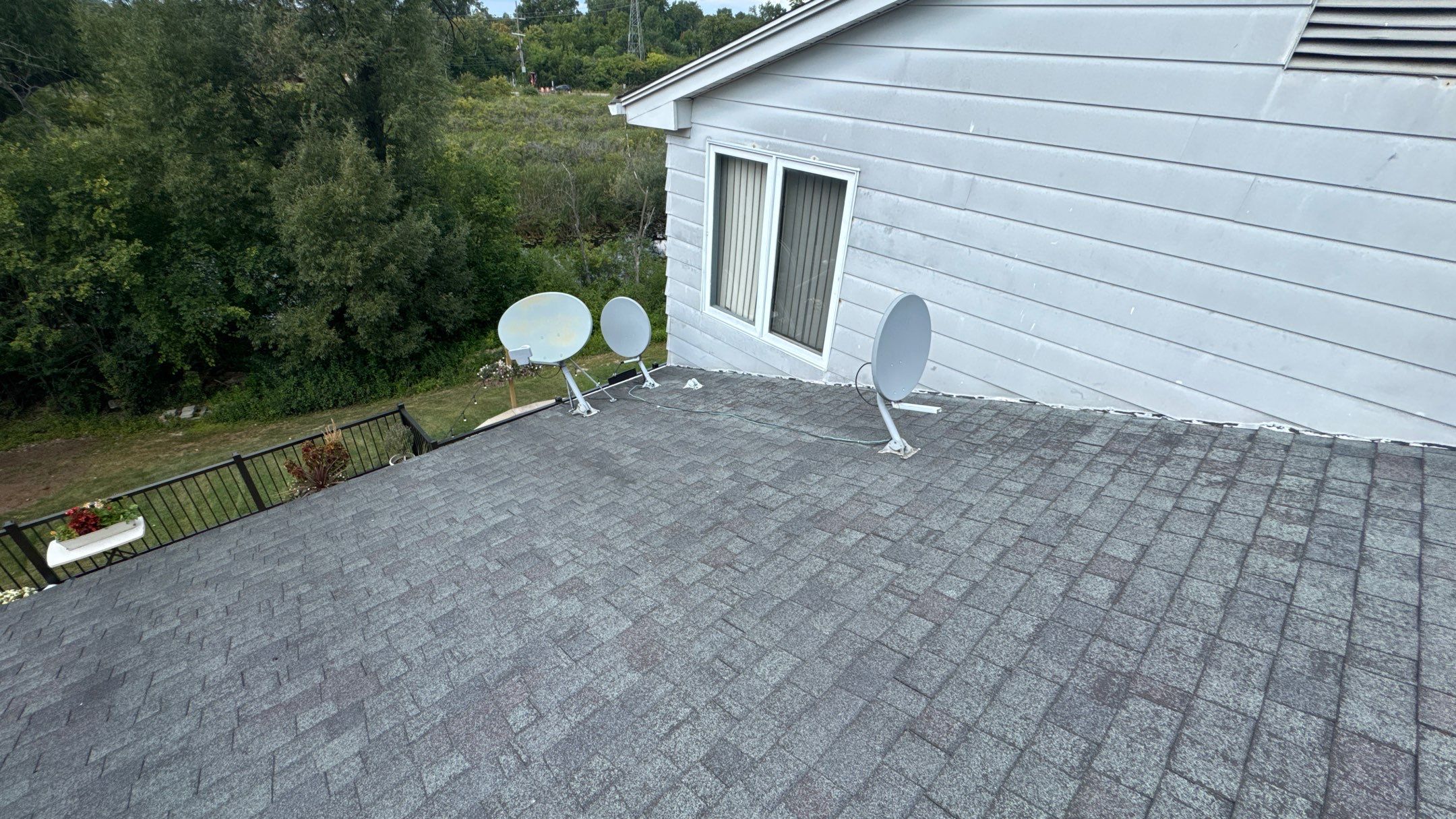 Roof Replacement using Malarkey Black Oak by 180 Contractors