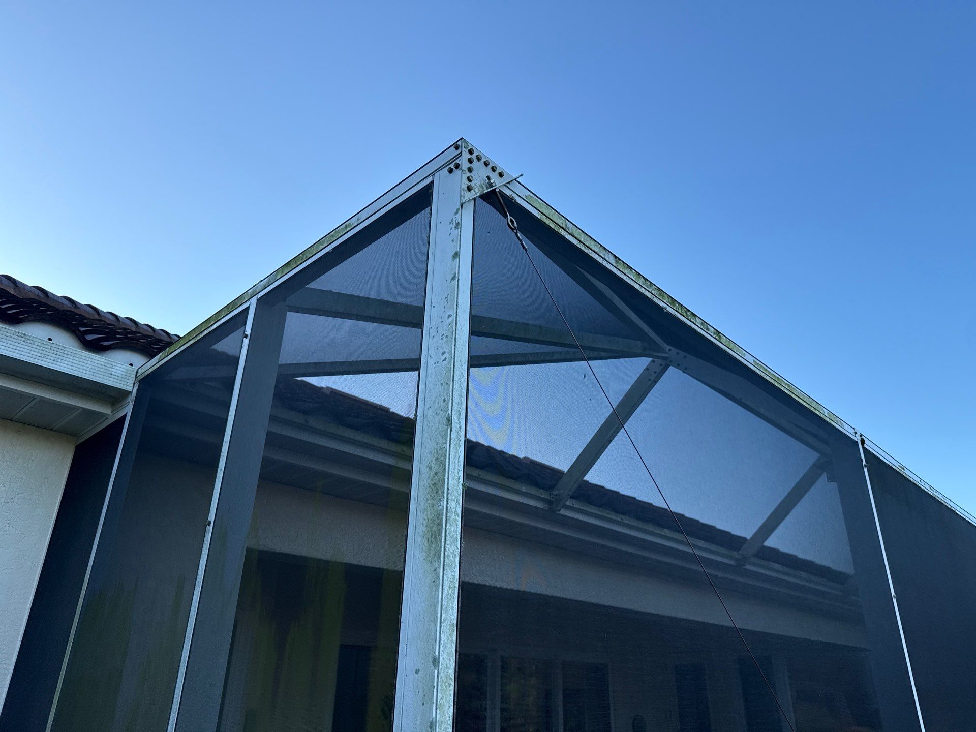 University Park Lanai Transformation | Screen Enclosure & Shade Cleaning by Sunshine AquaWash