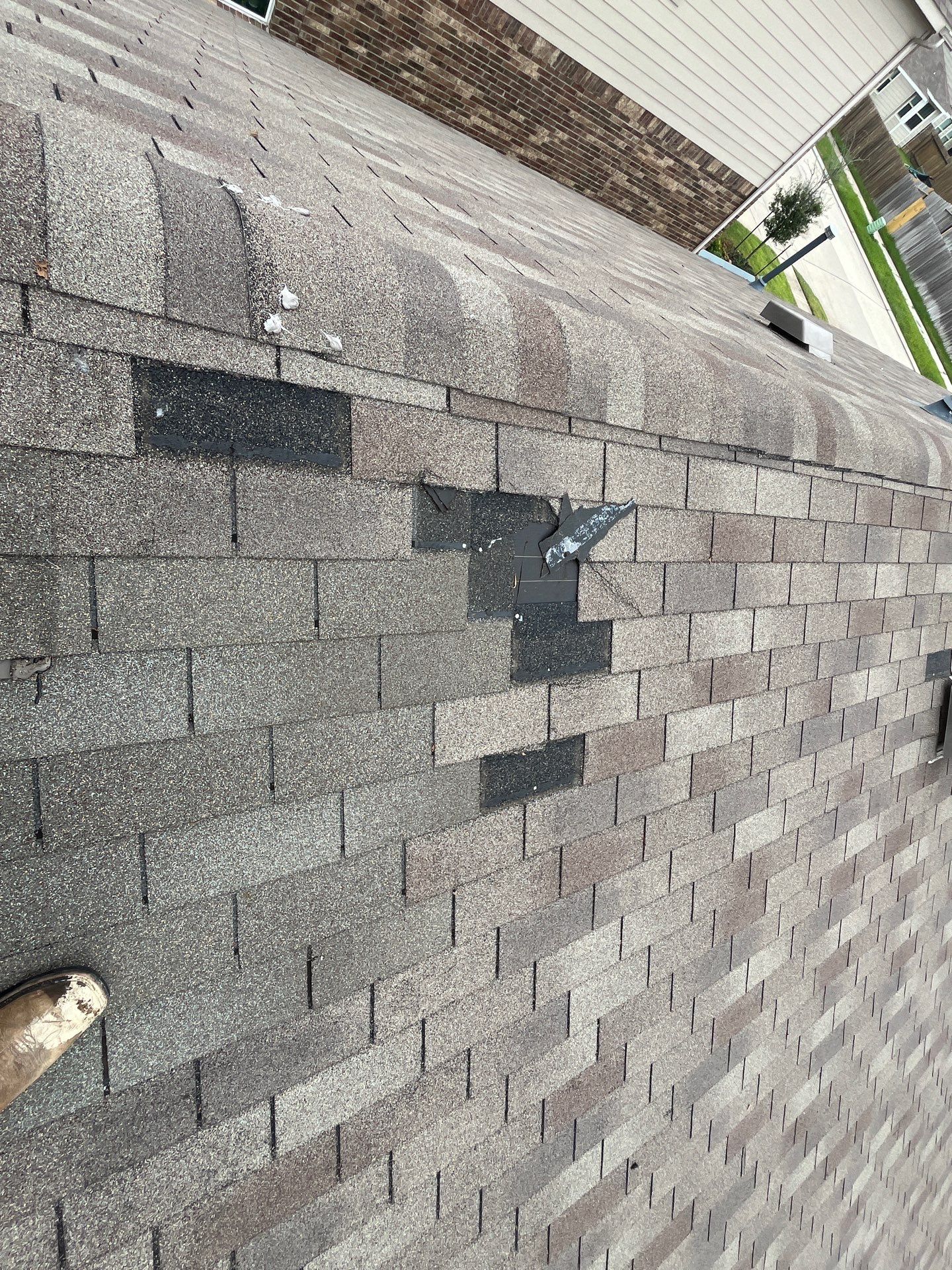 Hail Damage using Owen's Corning Duration (Lifetime) Shingles by Roof Repair Company