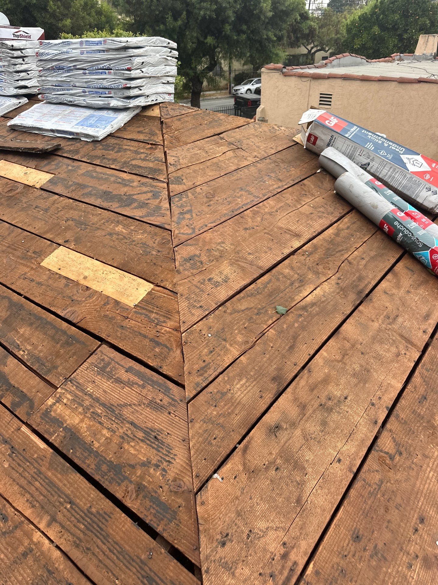 Roof Replacement - Lynwood, CA 90262 by Epic Roof Replacement