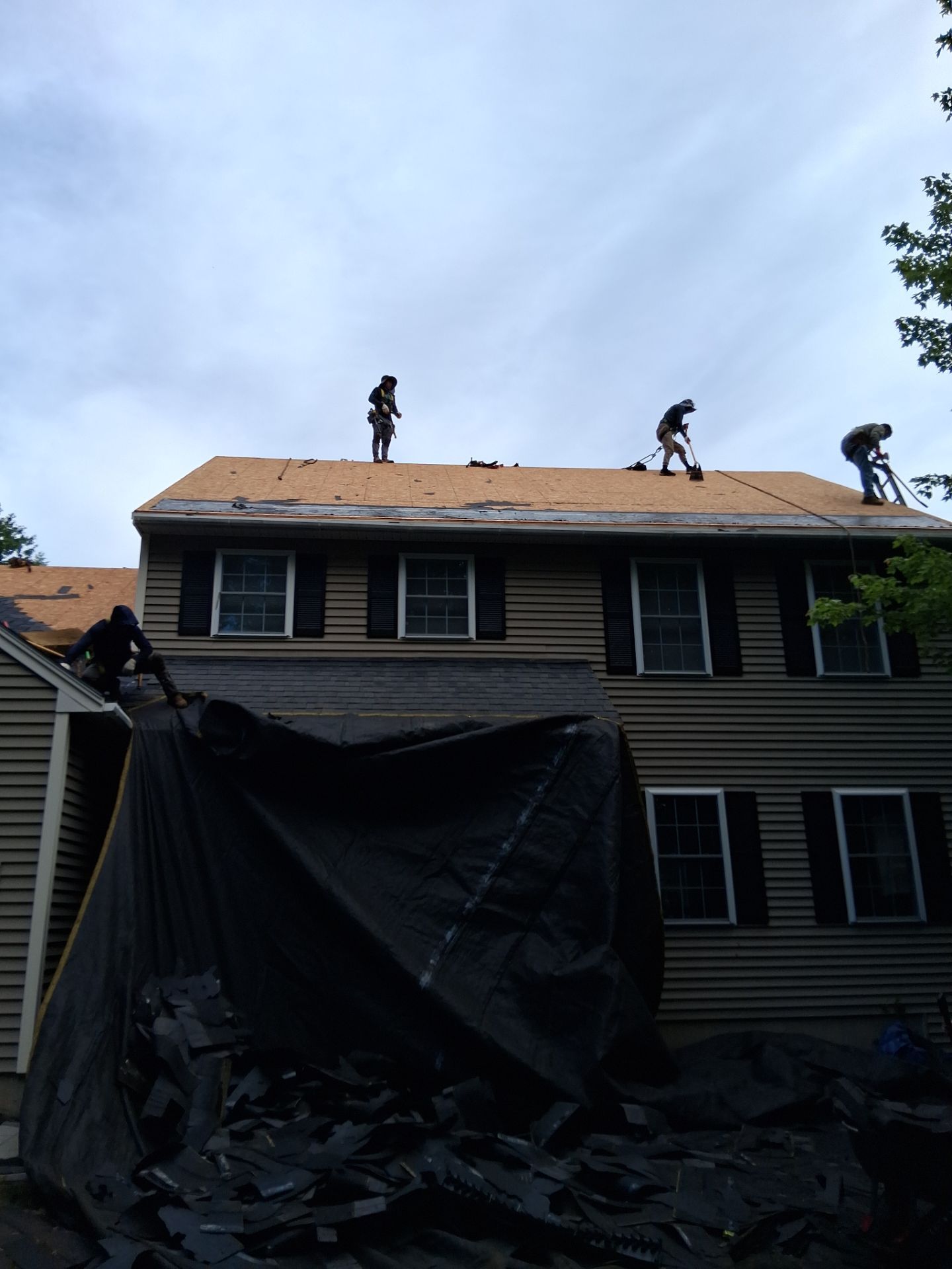 Residential Roofing Installation Featuring Owens Corning Duration Shingles in Deerfield by Tall pine roofing