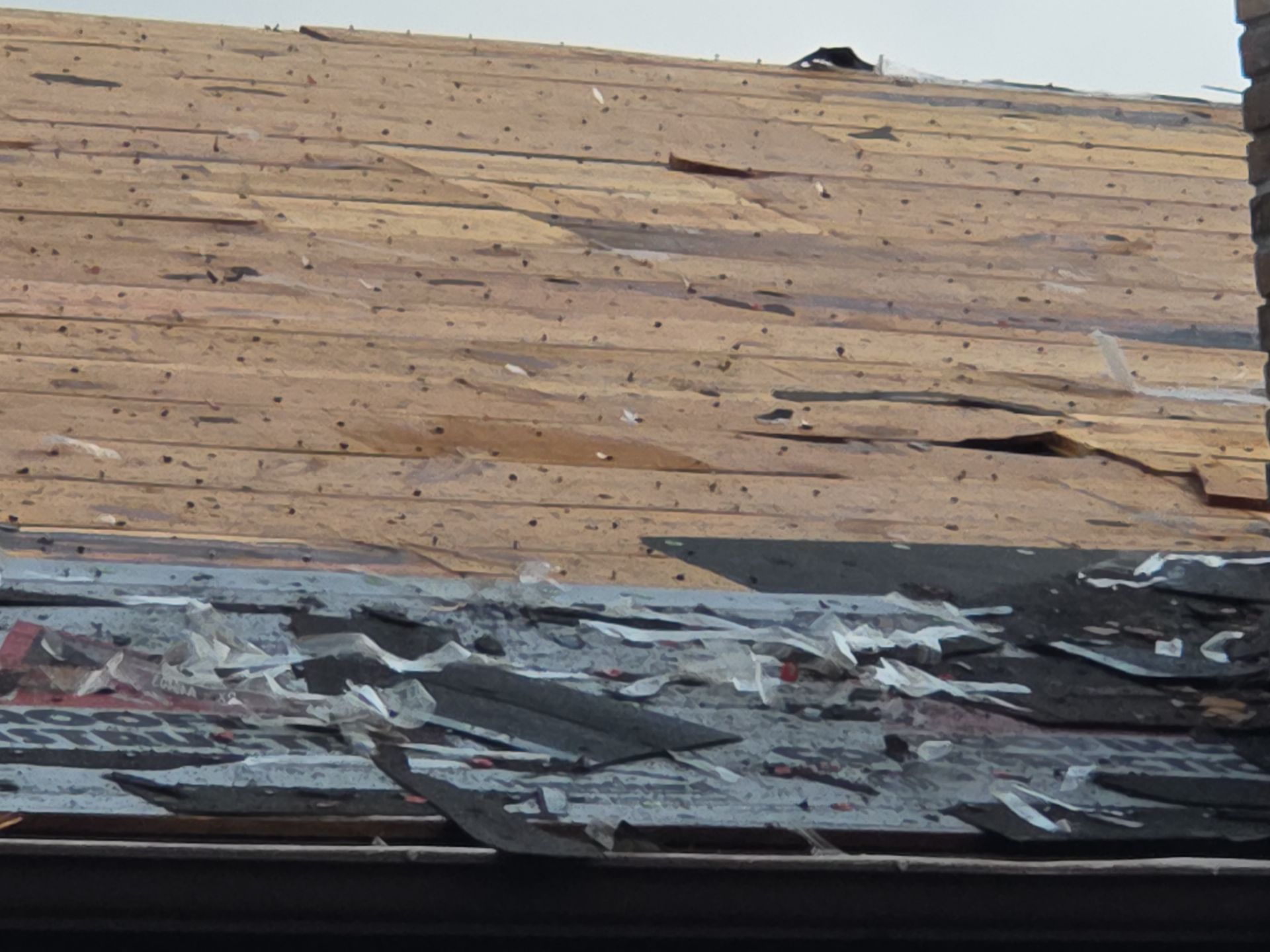 Project Spotlight: Stunning IKO Shadow Brown Roof in Hurricane, WV by Mr. Roofer