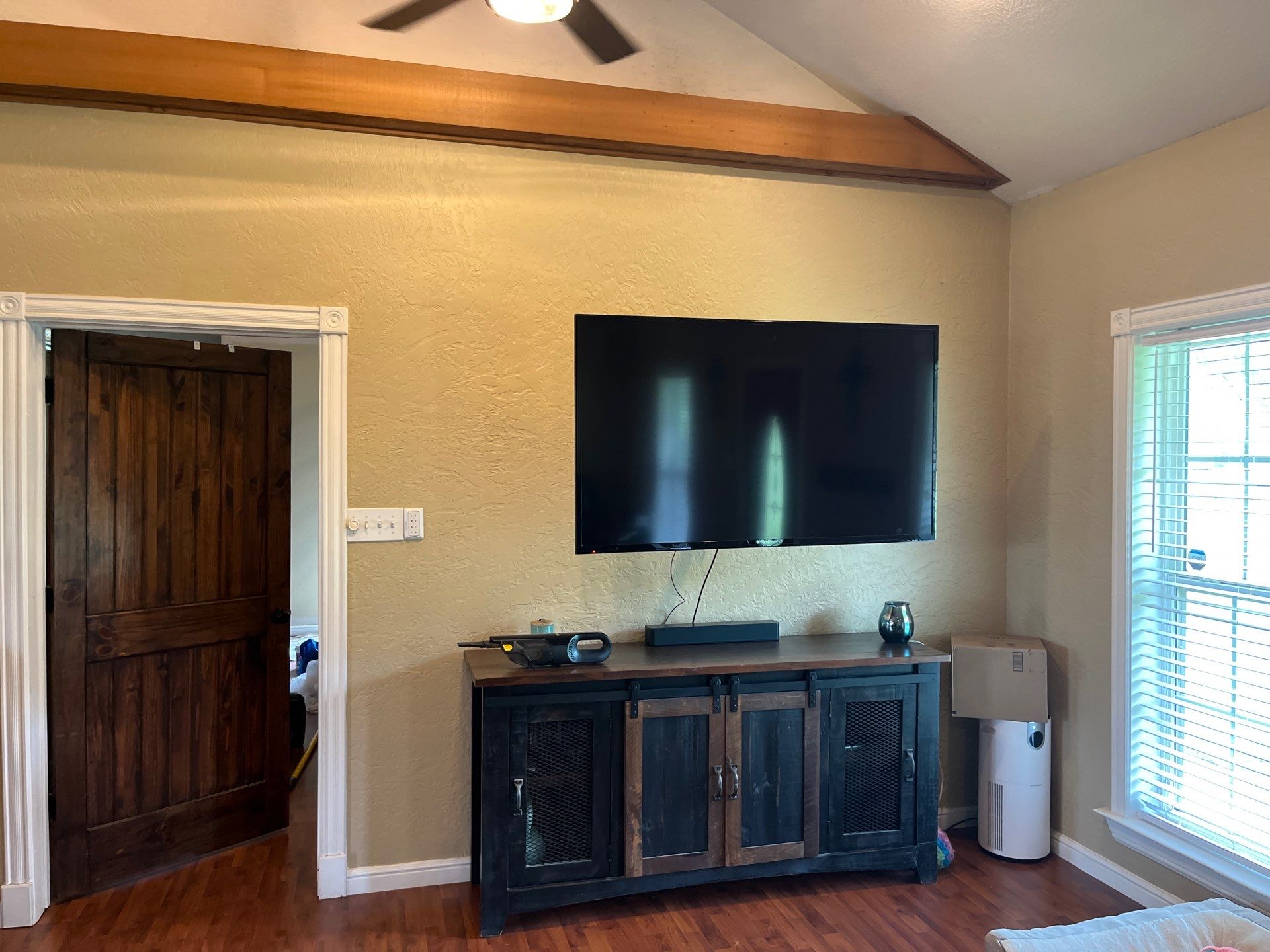 Interior Repaint to Prepare Home for Sale in Canton, Texas by Quality Coats Painting