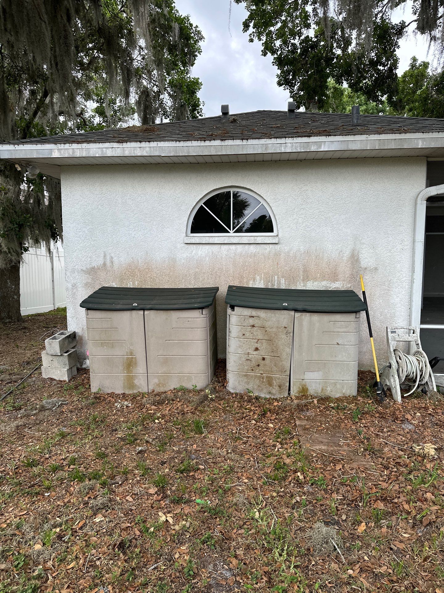 1-Story House Wash, Driveway, Patio/Lanai & Screen Enclosure Cleaning in Oakley Community, Ellenton, FL | Sunshine AquaWash by Sunshine AquaWash