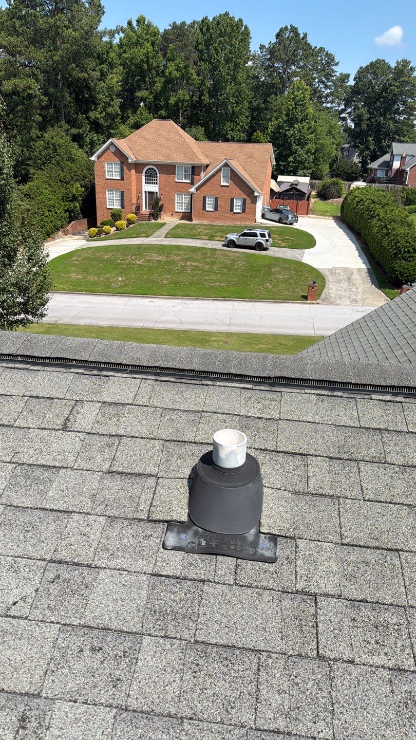 Meadow Grove Wy  Lilburn,  by Dom Roofing & Restoration