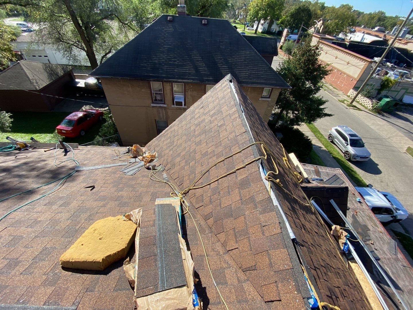 Roof Replacement using CertainTeed Landmark by 180 Contractors