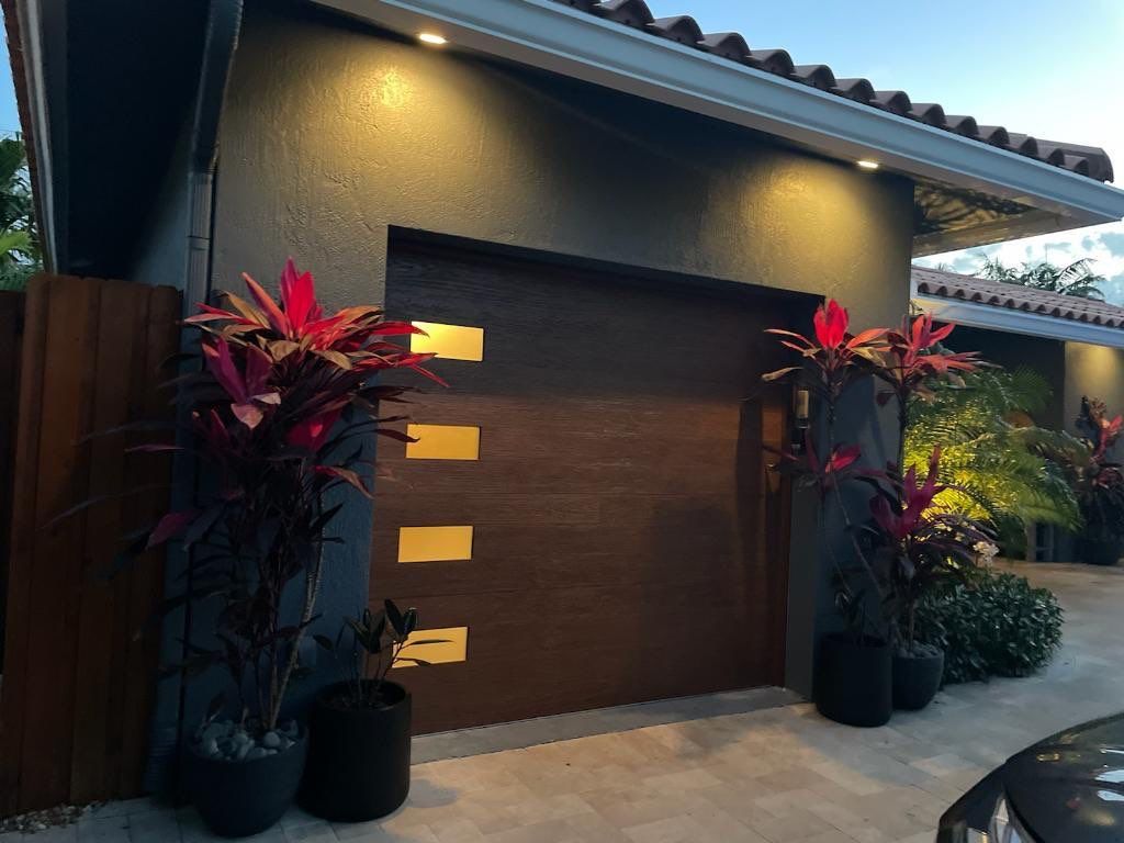 Clopay® Canyon Ridge® Modern Garage Door Installation – Wilton Manors, FL by The Door Doctor of South Florida, Inc.
