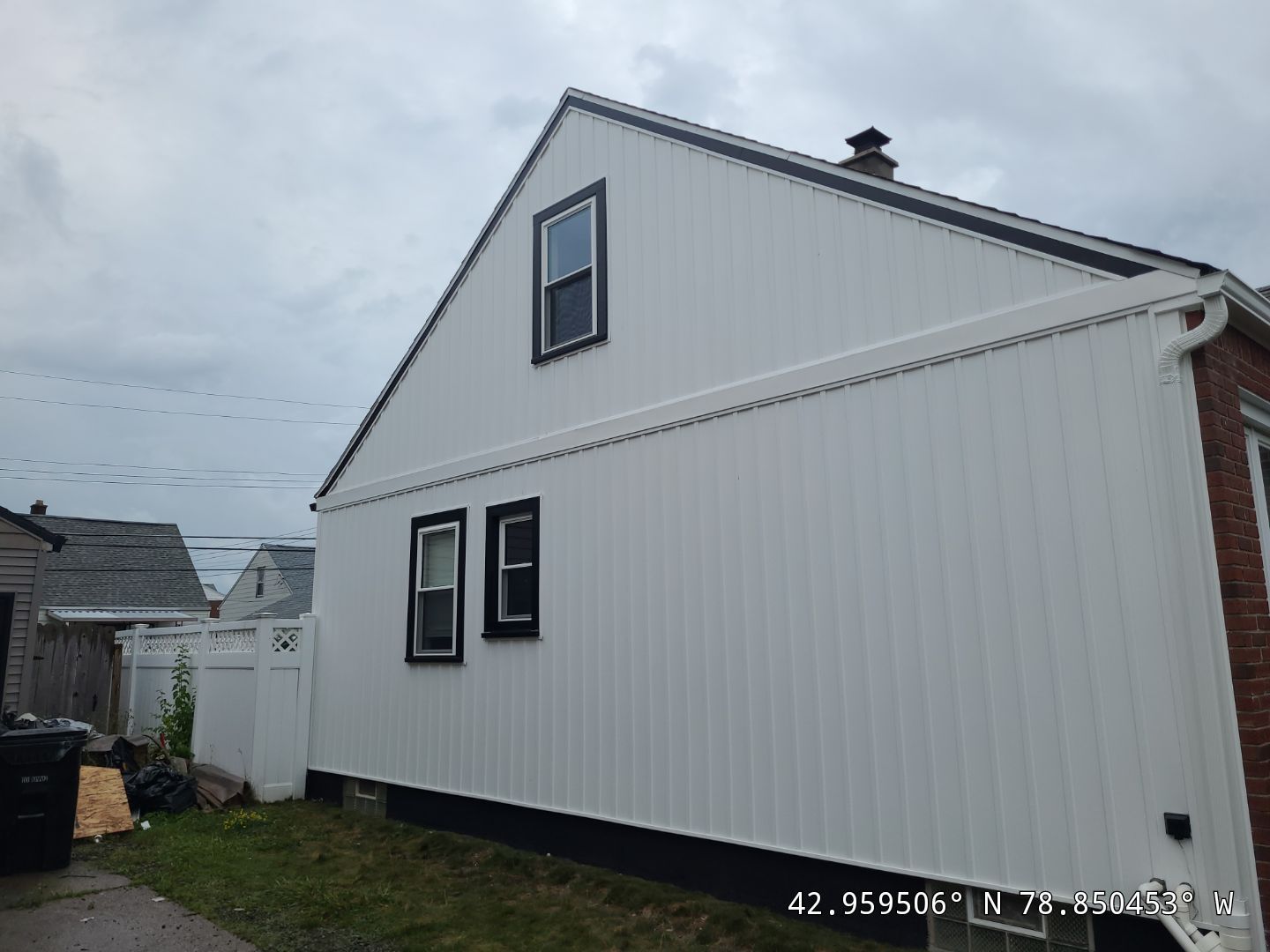 Exterior Siding and Window Replacement by Ivy Lea Construction