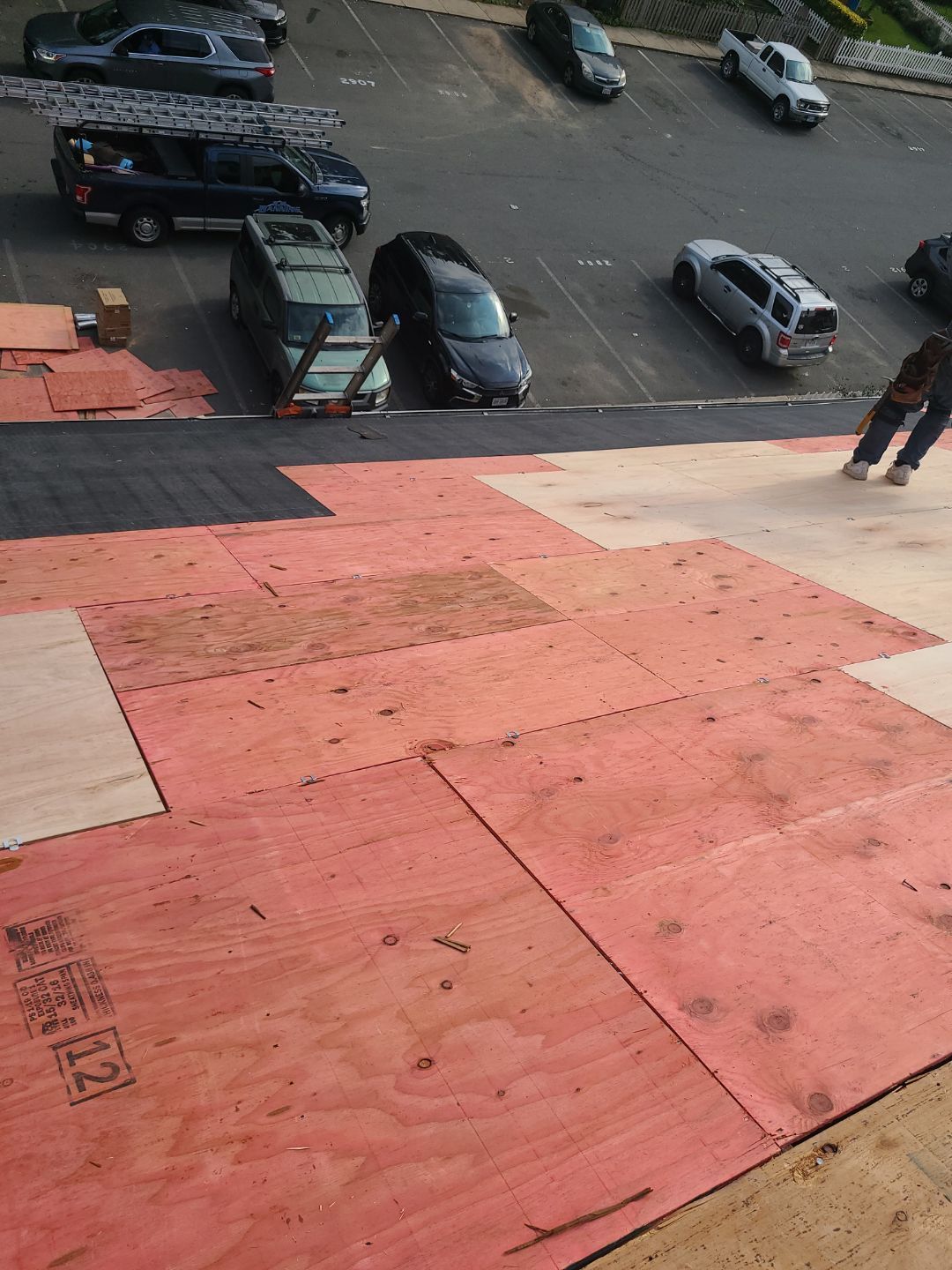 Woodbridge: Residential Roof Replacement with CertainTeed Landmark Shingles in Charcoal Black by RM Banning, Inc.