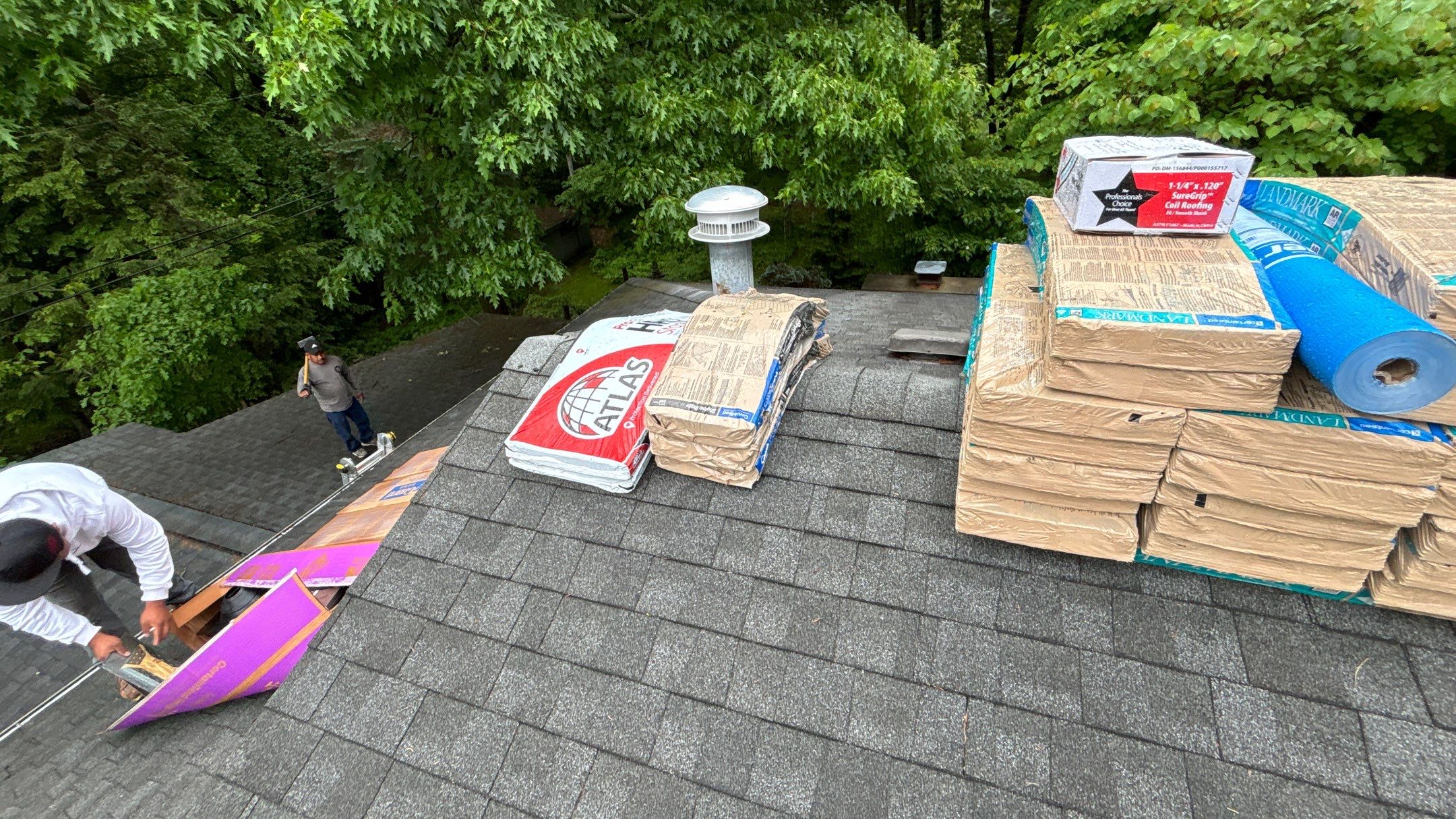 Roof Replacement using CertainTeed Landmark by 180 Contractors