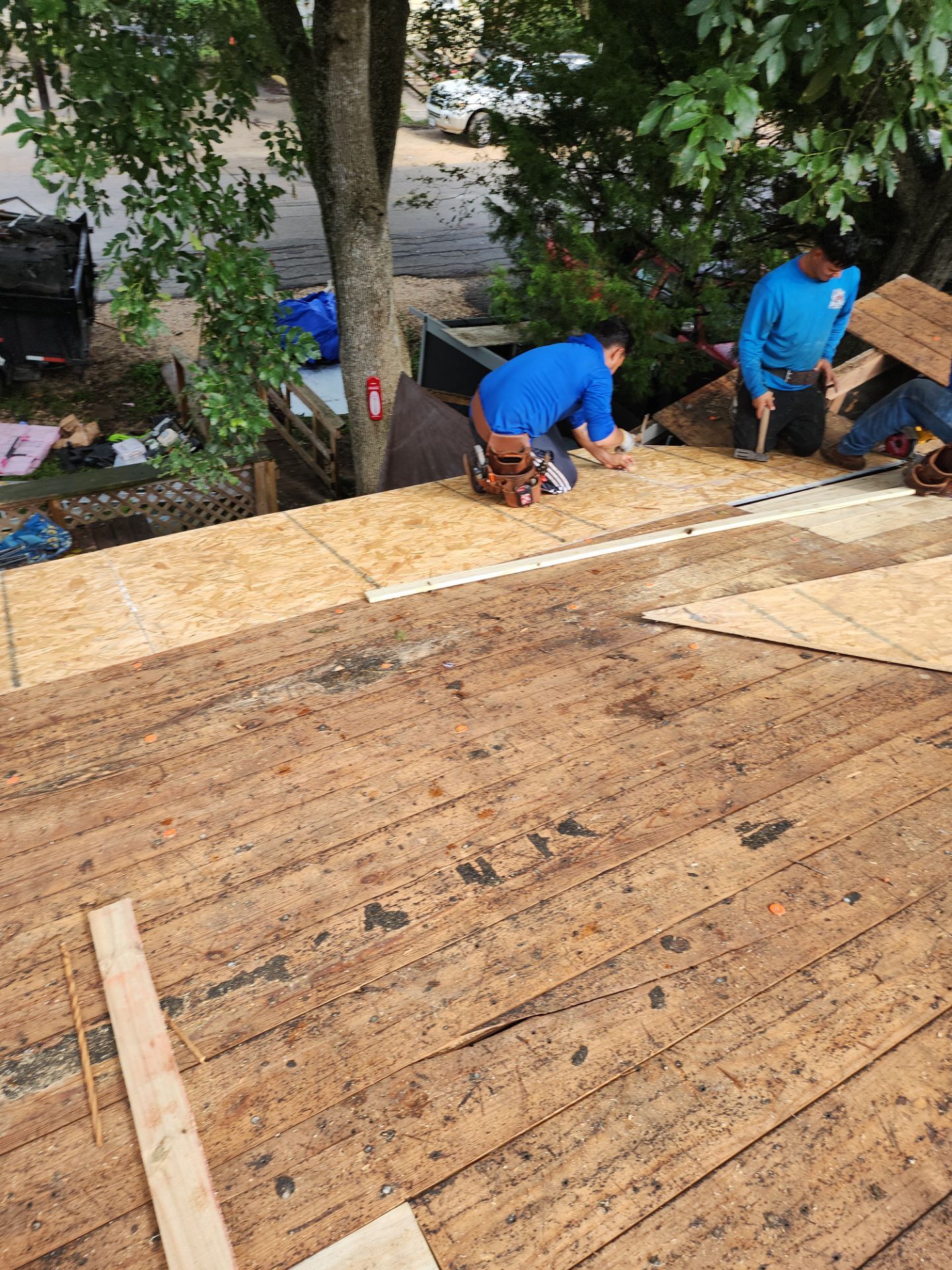 Residential Roofing Installation using Owen's Corning Duration (Lifetime) Shingles by Roof Repair Company