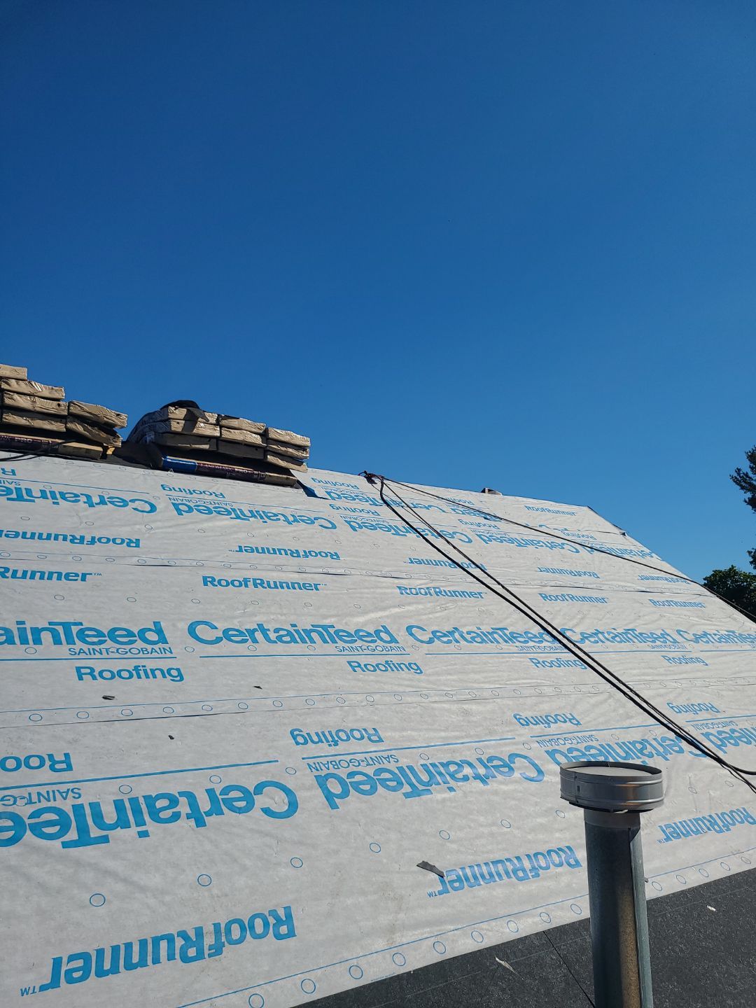 Falls Church: Residential Roof Replacement with CertainTeed Landmark Pro in Max Def Colonial Slate by RM Banning, Inc.