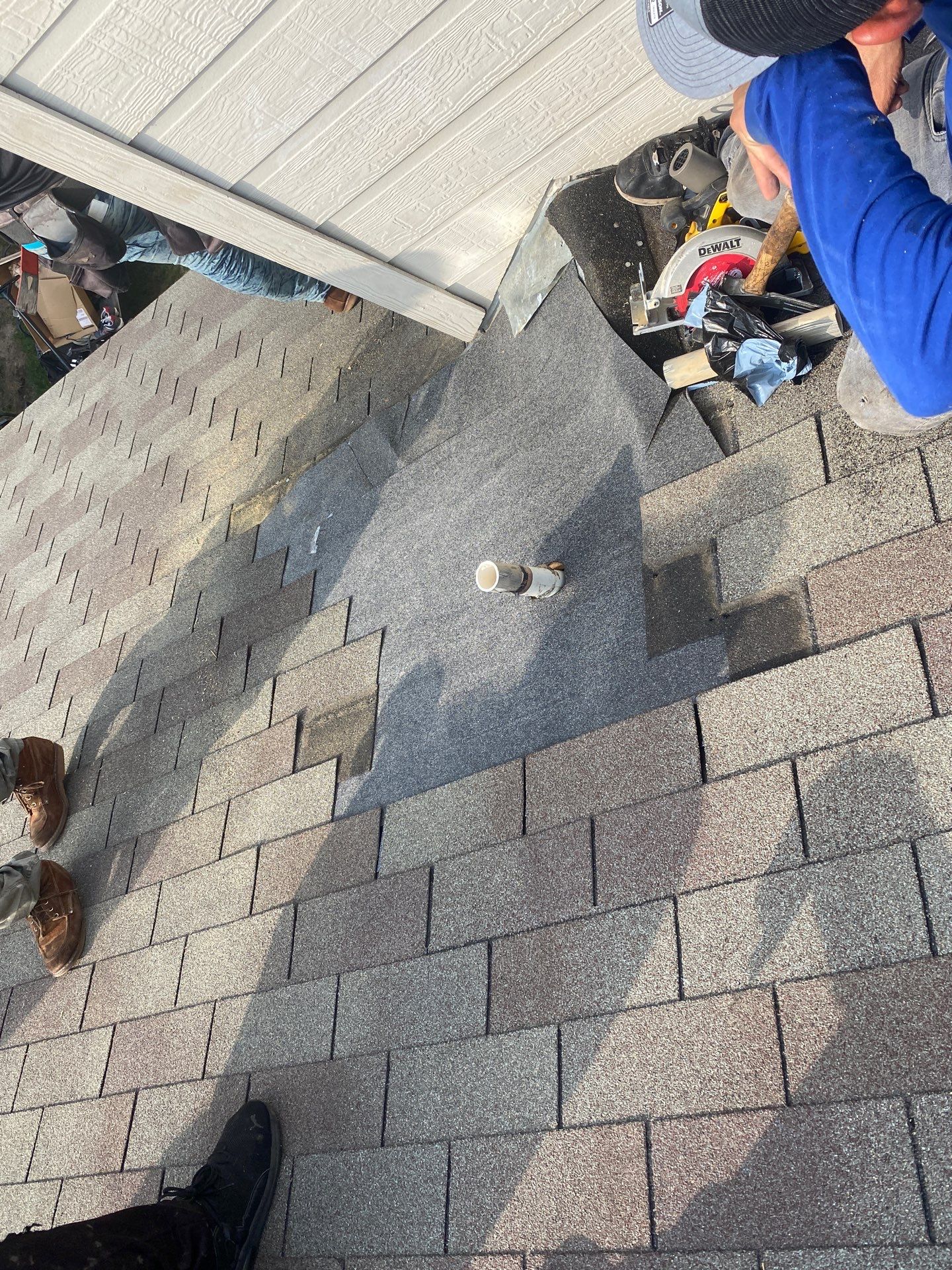 Hail Damage using Owen's Corning Duration (Lifetime) Shingles by Roof Repair Company