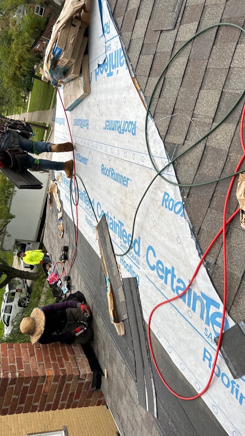 Roof Replacement using CertainTeed Landmark by 180 Contractors