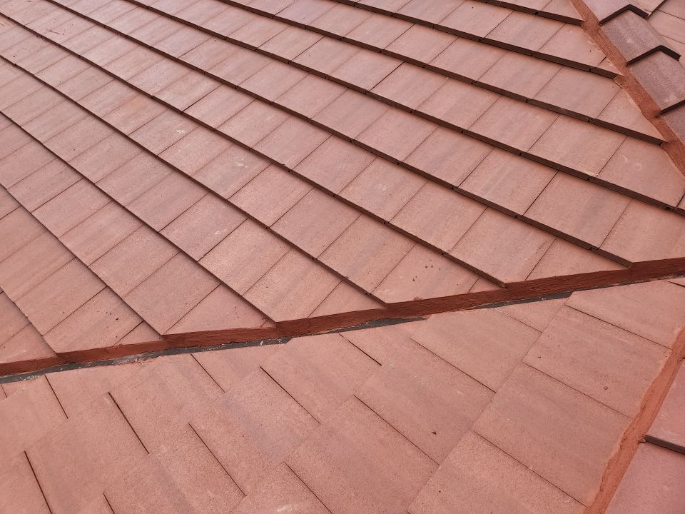 Crown Windsor Slate - Bougainvillea by Istueta Roofing