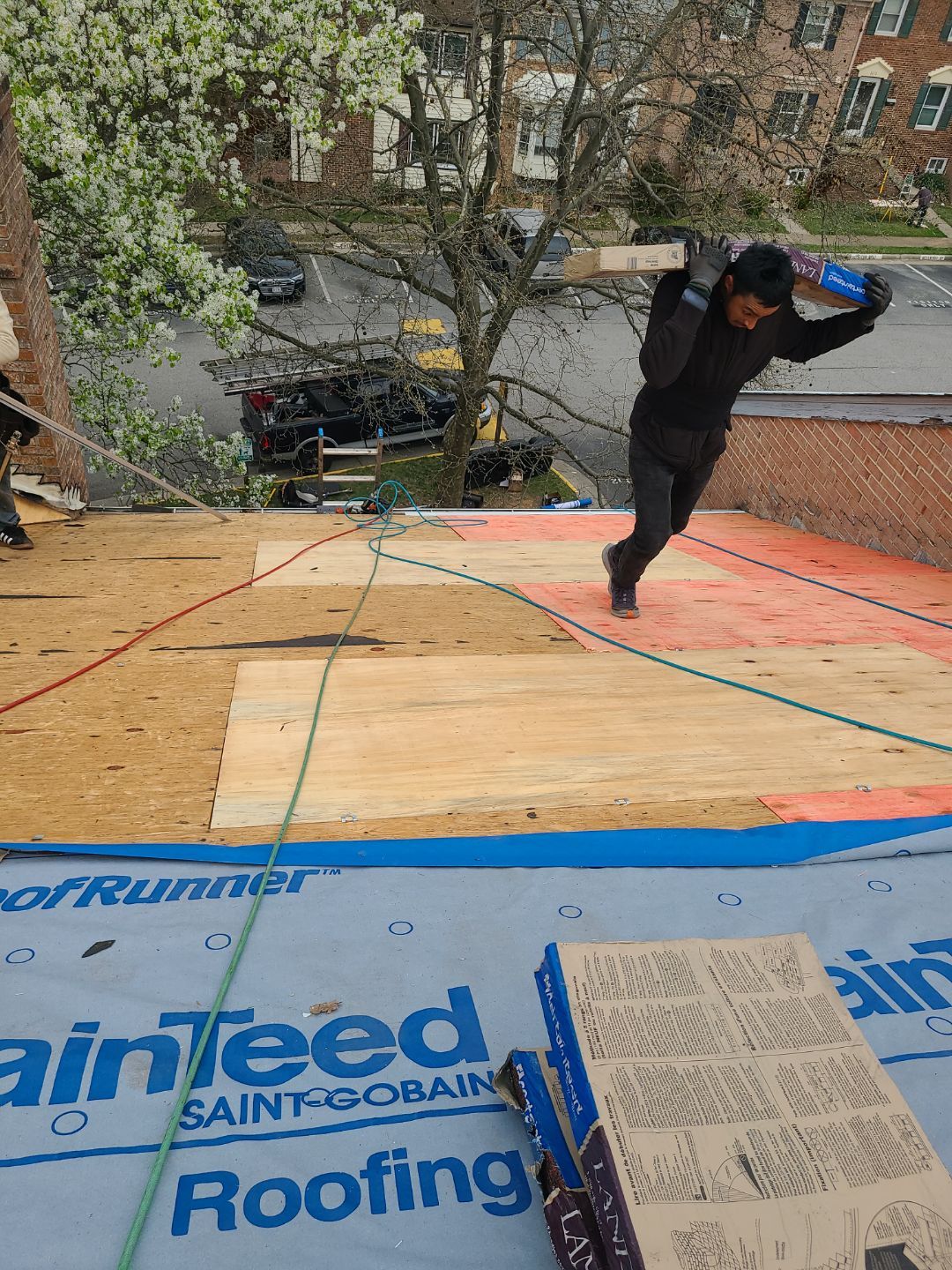 Springfield: Residential Roof Replacement with CertainTeed Landmark Pro in Max Def Red Oak by RM Banning, Inc.