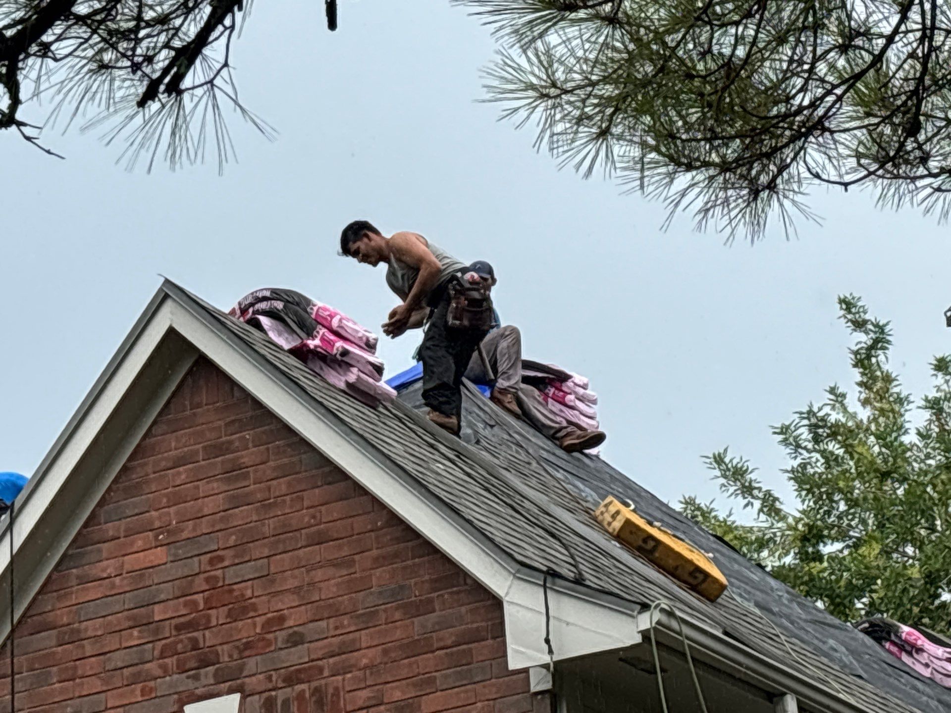 Residential Roofing Installation using Owen's Corning Duration (Lifetime) Shingles by Roof Repair Company