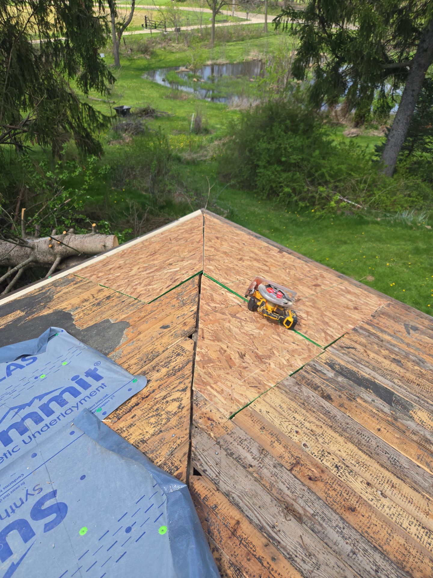 Todd R: Atlas Pinnacle, Color, Tan Mist, Drip Edge, Color, Musket Brown by Eagle Eye Roofing