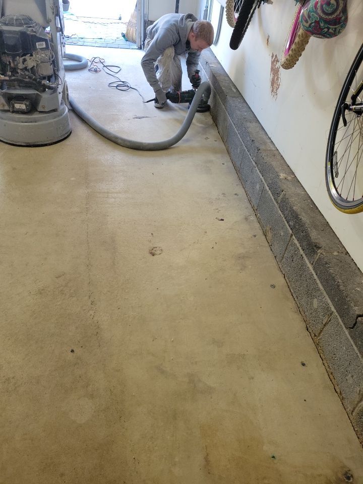 1-Car Penntek Garage Floor in Orbit by Spectrum Painting, LLC