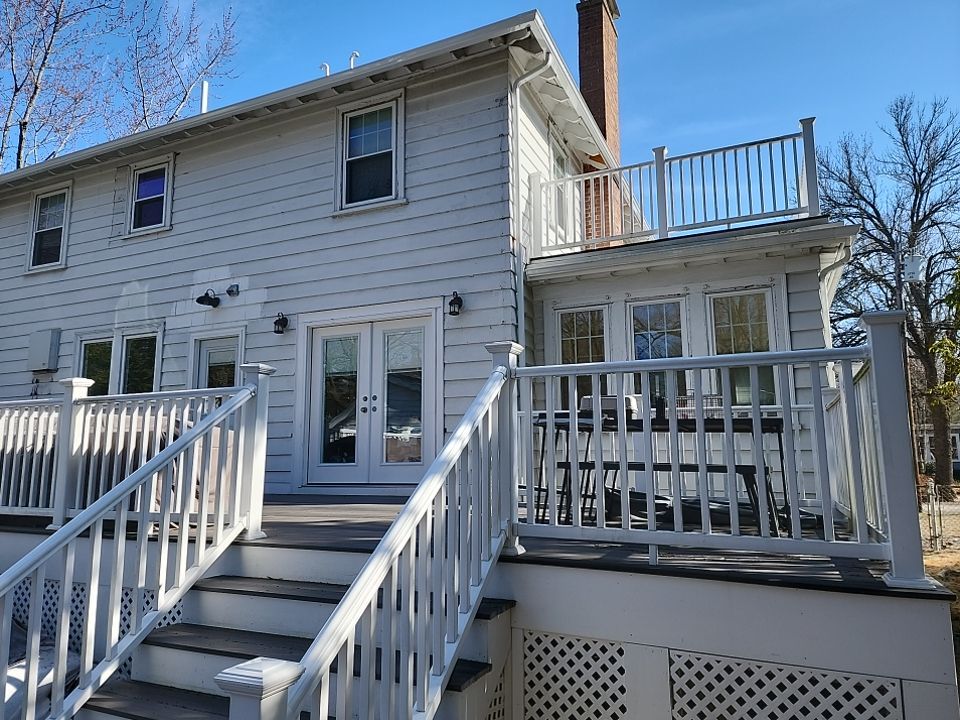 Vinyl Siding installtion in Newton, MA by UBrothers Construction