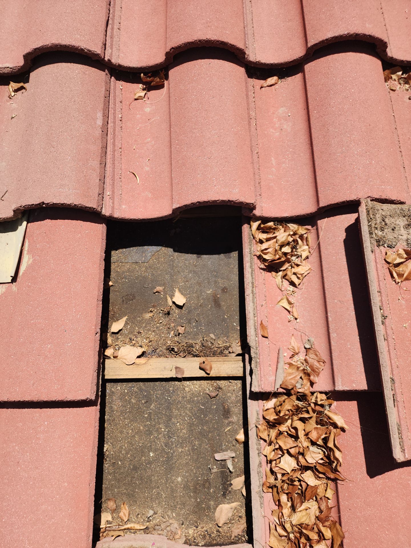 Spanish Red Concrete Tile by Reimagine Roofing