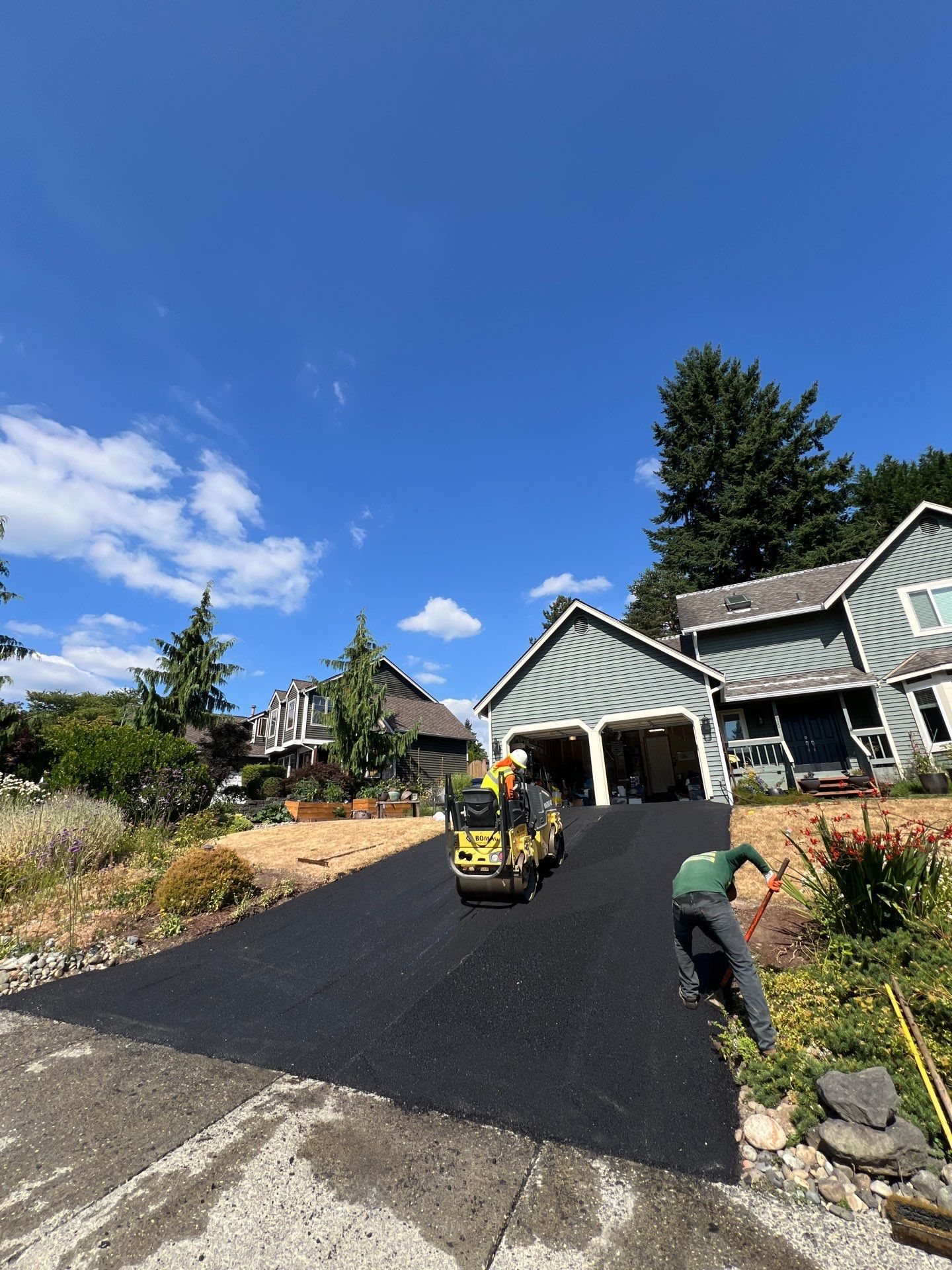 Asphalt Driveway Repair | Redmond  by Jireh Asphalt & Concrete Inc 