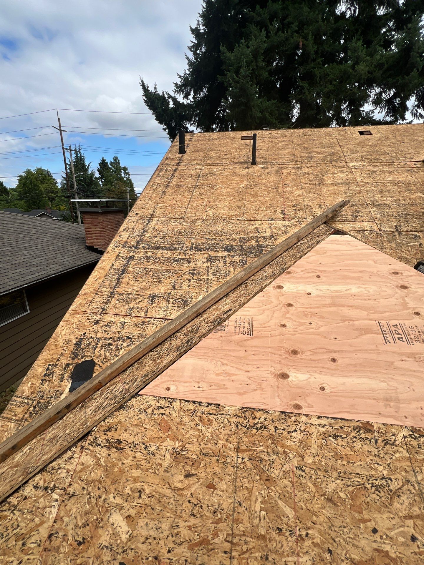 Project in Portland by Tom Leach Roofing