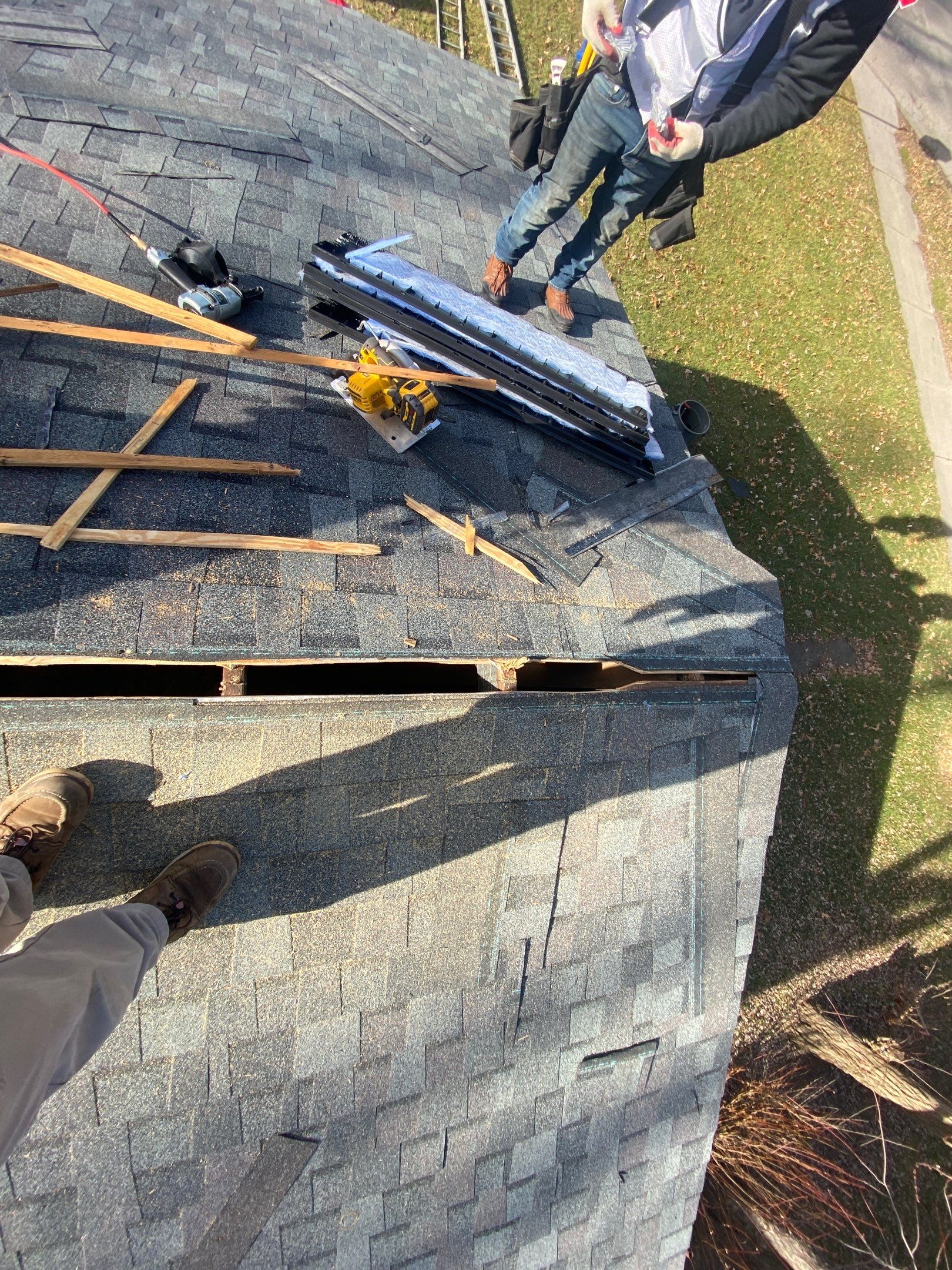 Roof Replacement using CertainTeed Landmark Pro by 180 Contractors