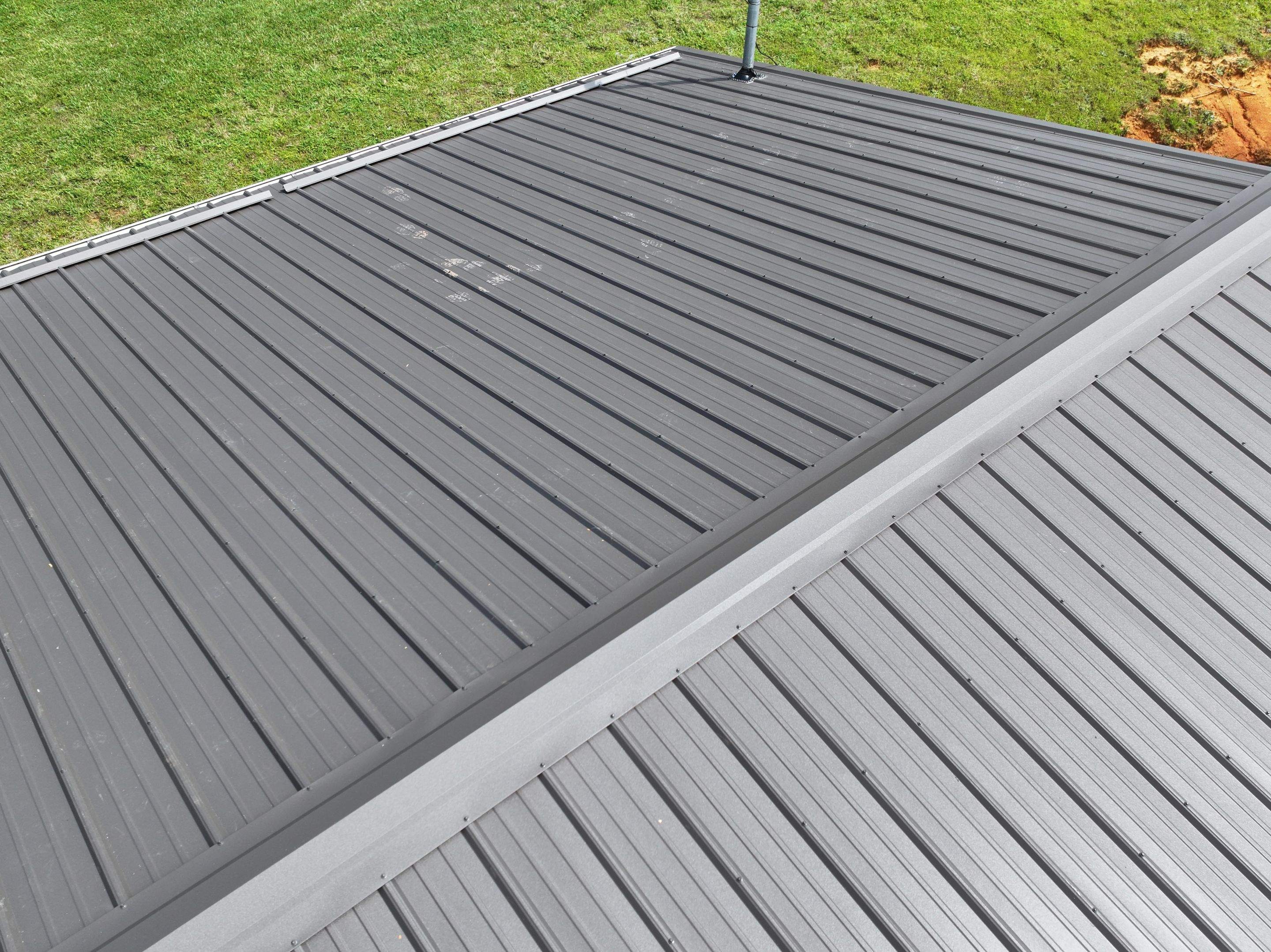 Williams Residence by Omnia Roofing