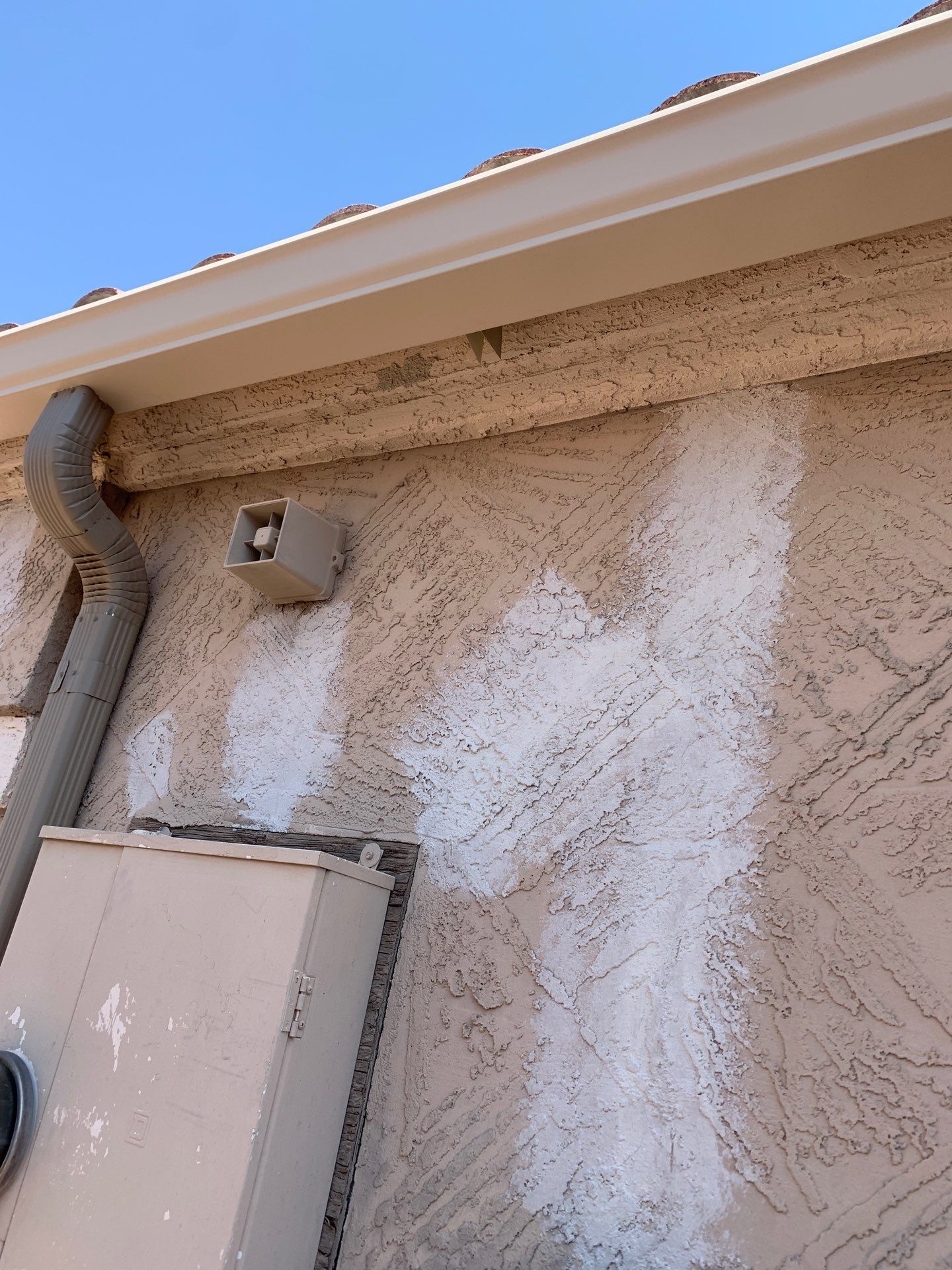 Exterior Painting - Glendale by Crash of Rhinos Painting & Garage Floors